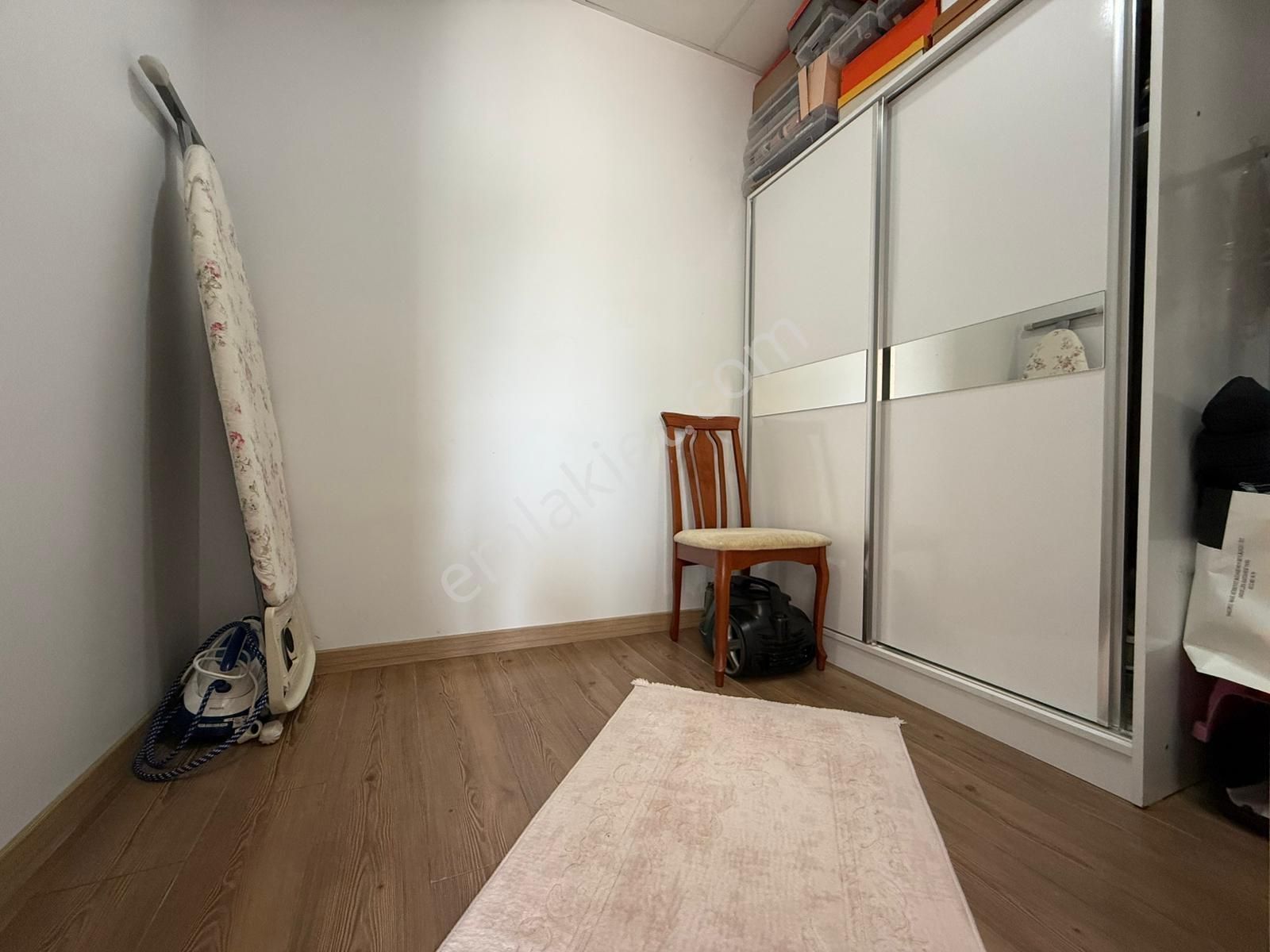 Beykent Adnan Kahveci Mah.site İçi Büyük M2 Tadilatlı Daire - Görsel 24