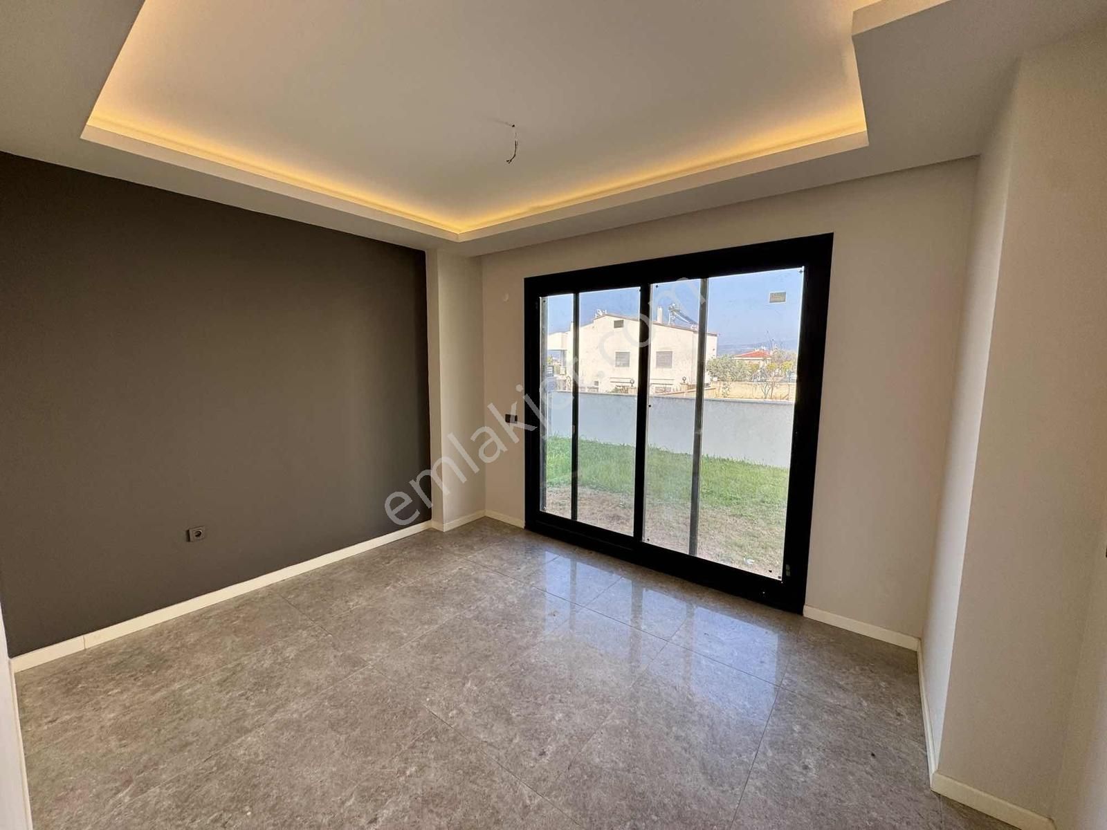 Güzelçamlı'da 380 M2 Arsa İçinde Siteden Bağımsız 4+1 Villa - Görsel 32