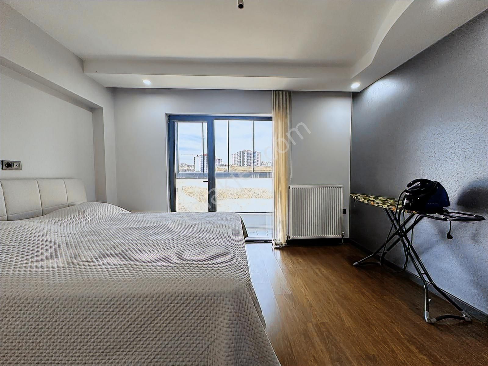Bakırhan Emlak'tan Güney Cephe K.otopark Ultra Lüks Site Dairesi - Görsel 8