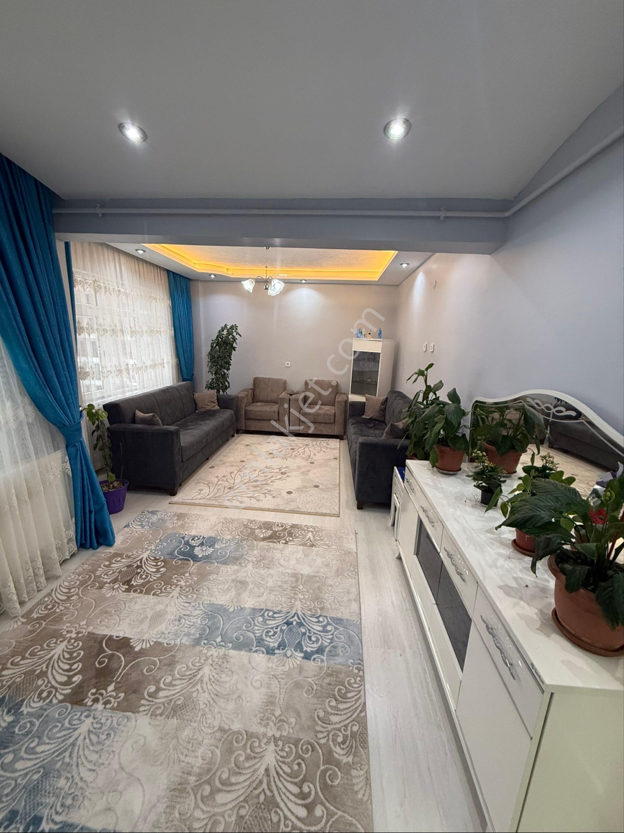 Dairemiz 3 Katlı Binanın 2 Arakatıda Olup 2+1 Full Yapılıdır - Görsel 10