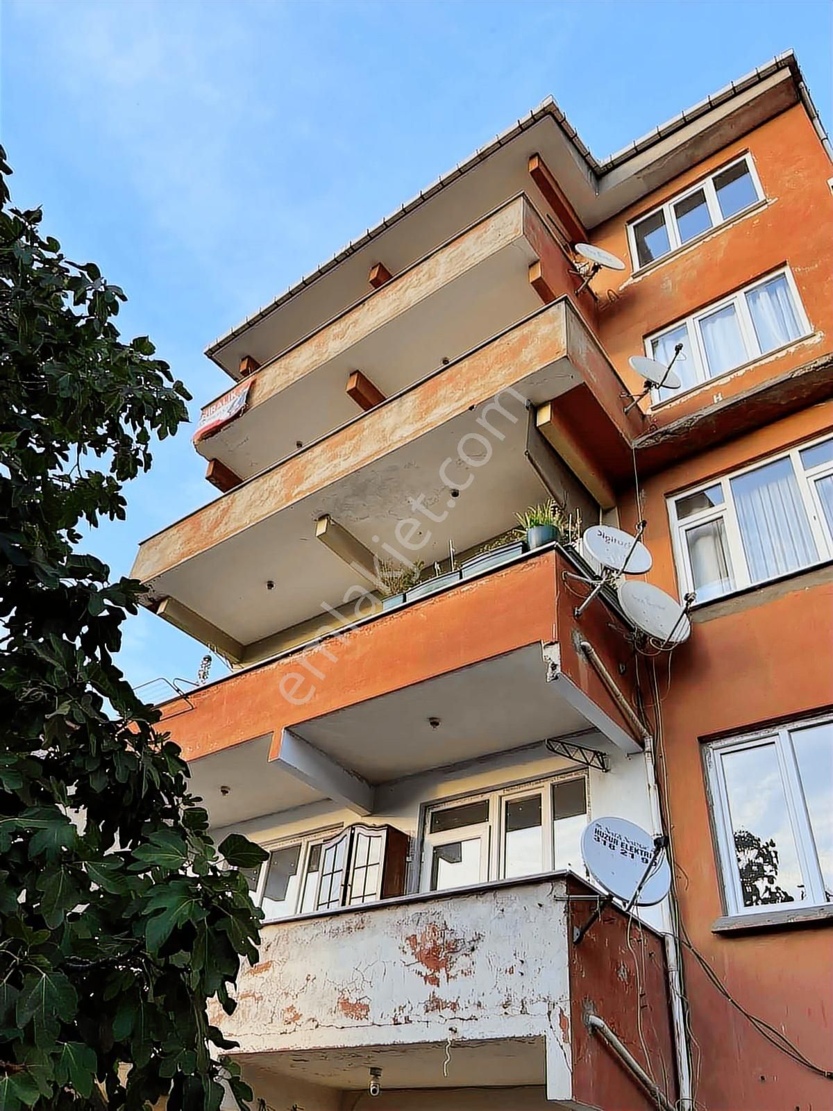 Üsküdar Çamlıcada 3+1 Kiralık Daire Eşsiz Boğaz Manzarası - Görsel 13