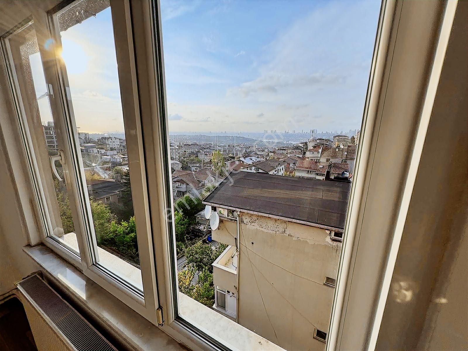 Üsküdar Çamlıcada 3+1 Kiralık Daire Eşsiz Boğaz Manzarası - Görsel 2