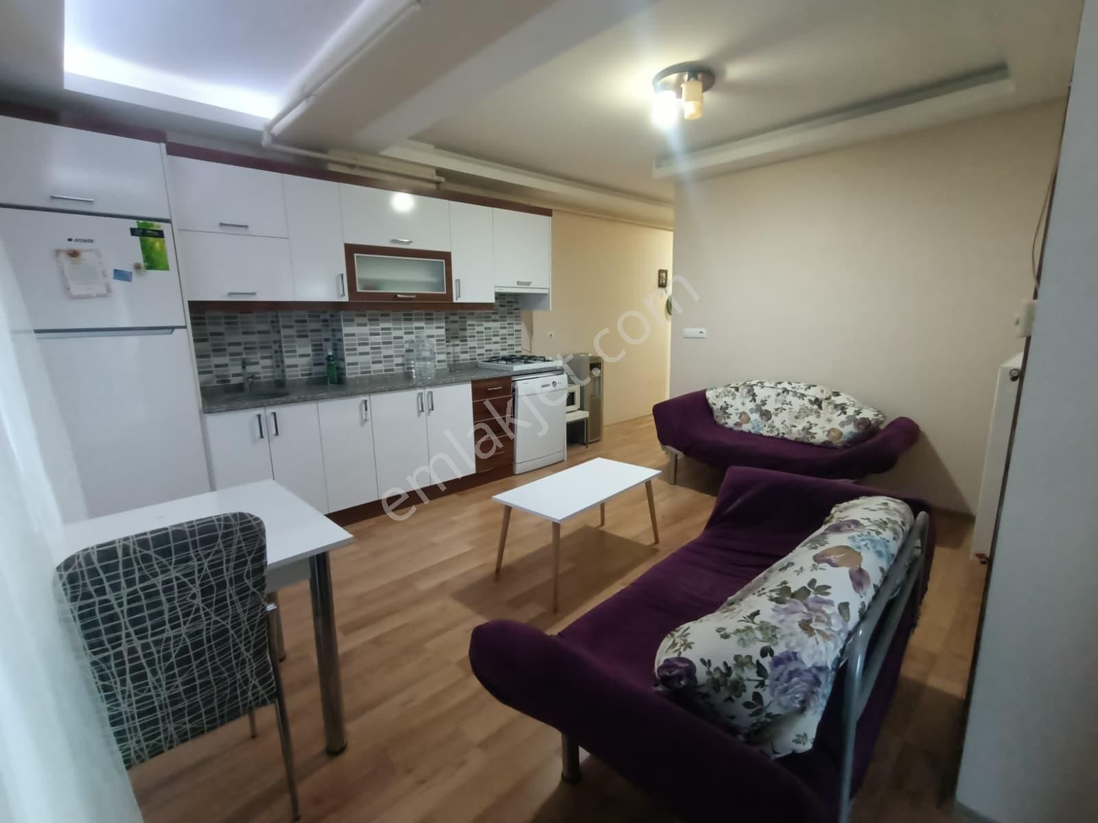 Foruma Yakın 2+1 Eşyalı Temiz Kiralık Daire