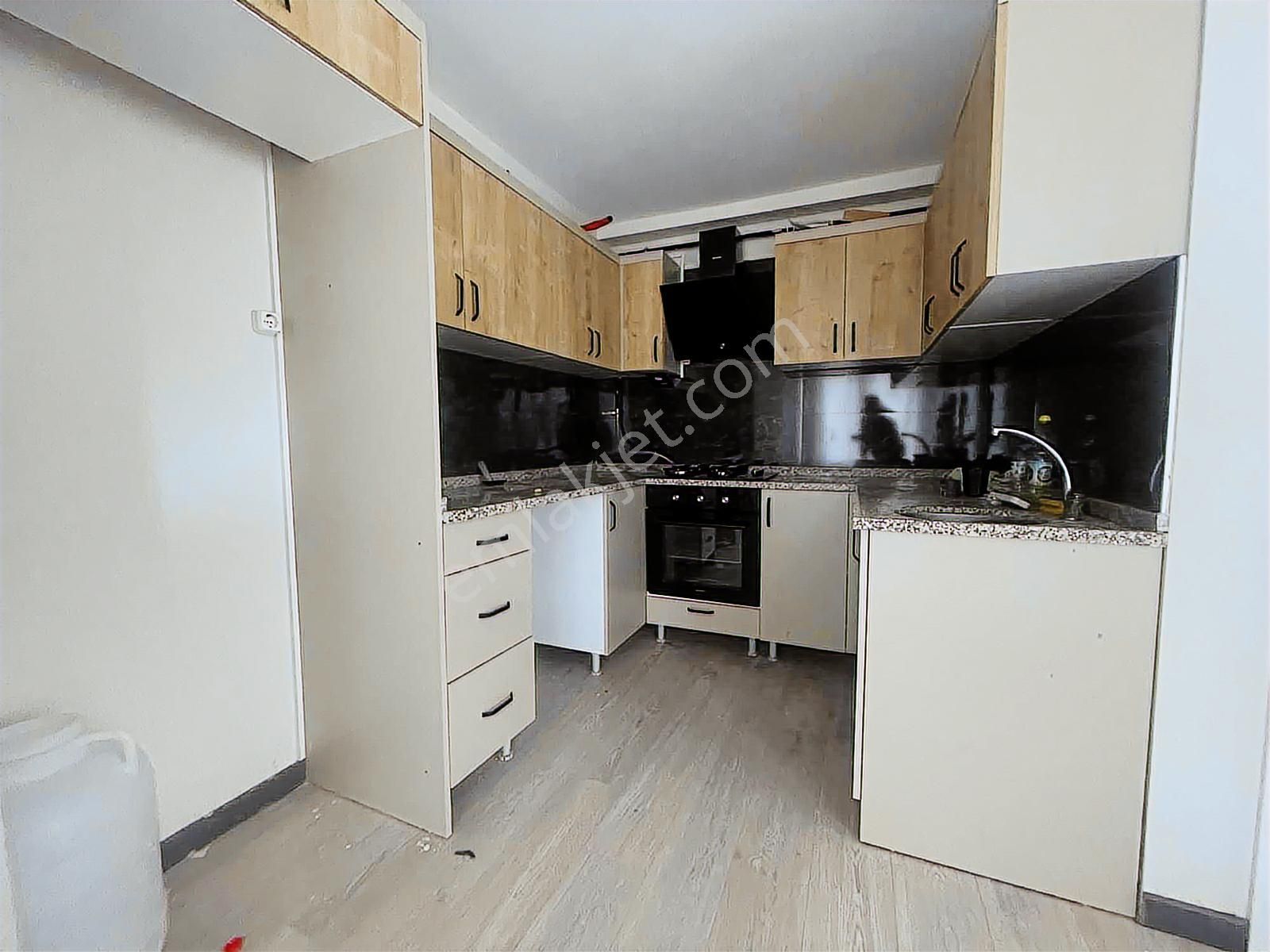 Akçalarda Satılık 1+0 Daire - Görsel 3