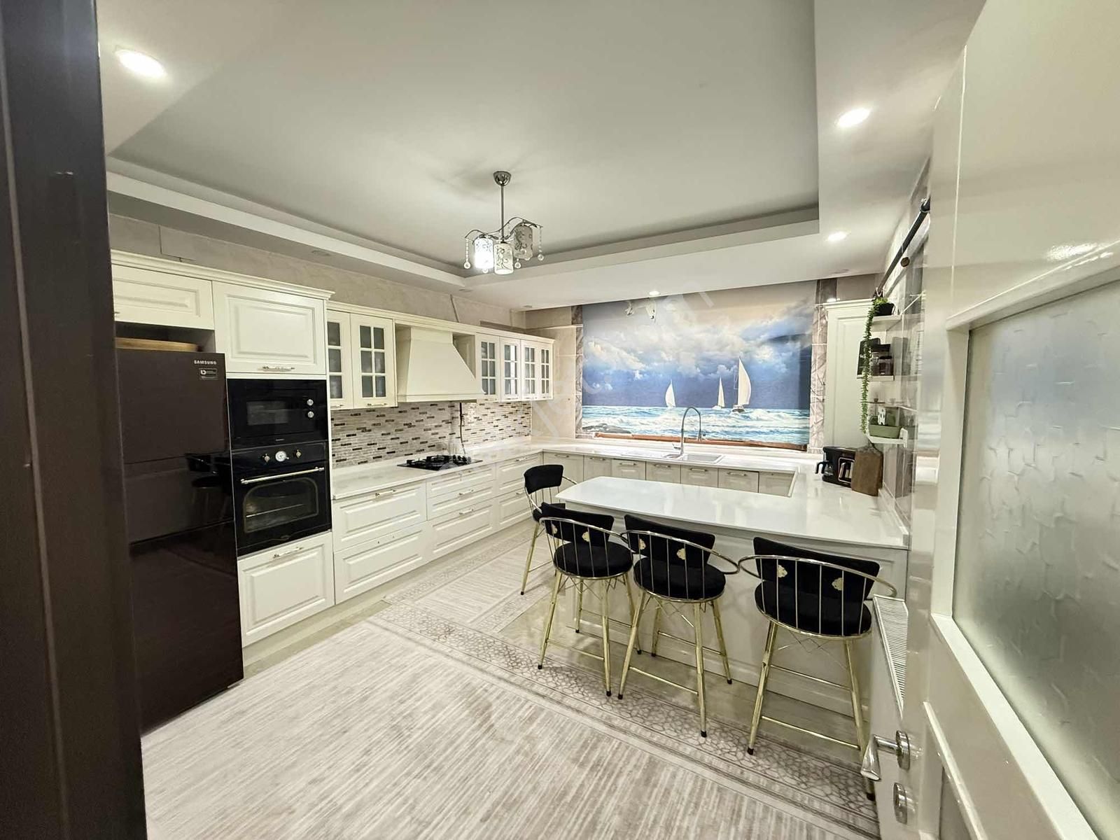 Güllübağ'da Cadde Üzeri 3+1 Arakat - Görsel 28