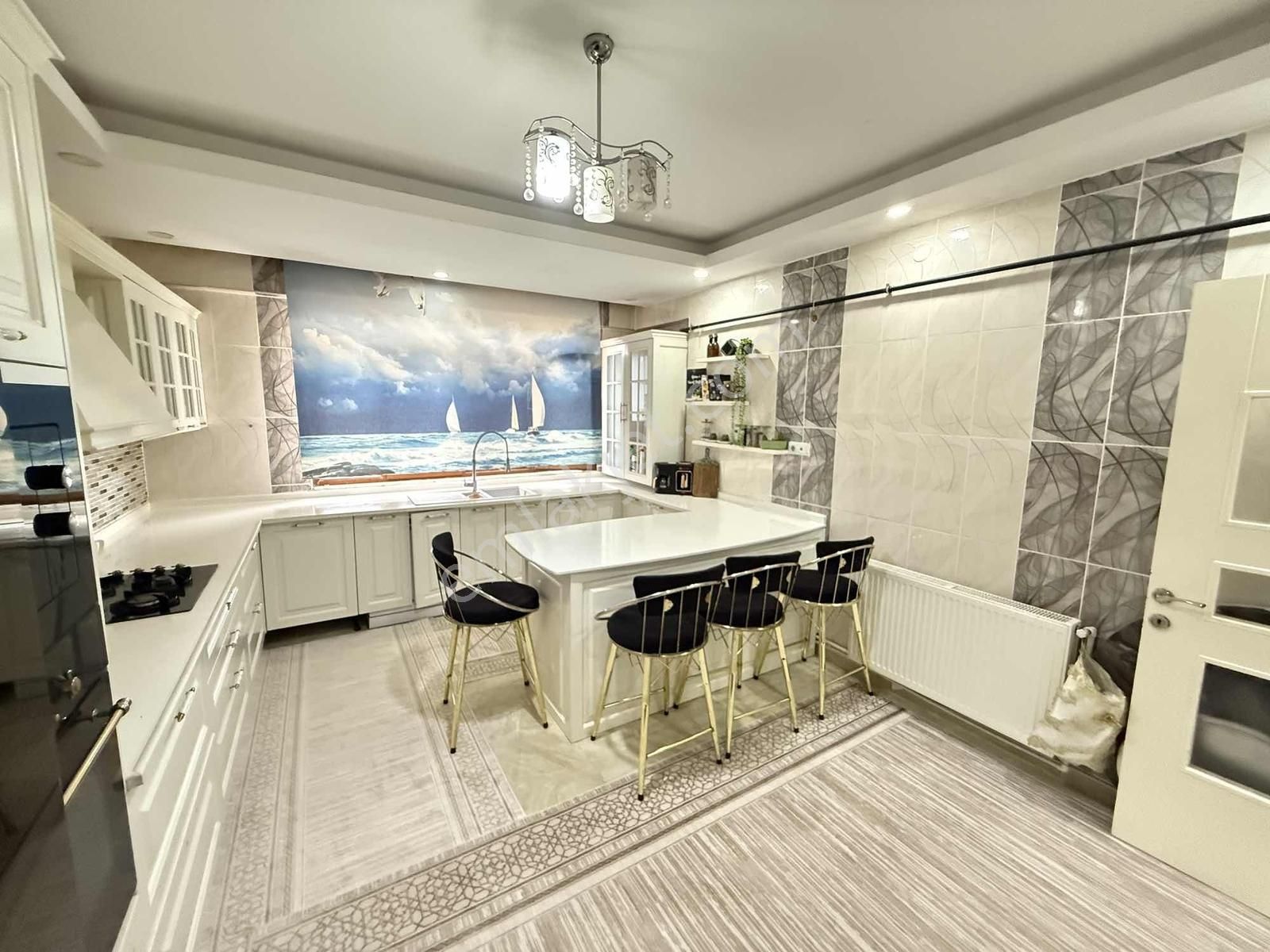 Güllübağ'da Cadde Üzeri 3+1 Arakat - Görsel 27