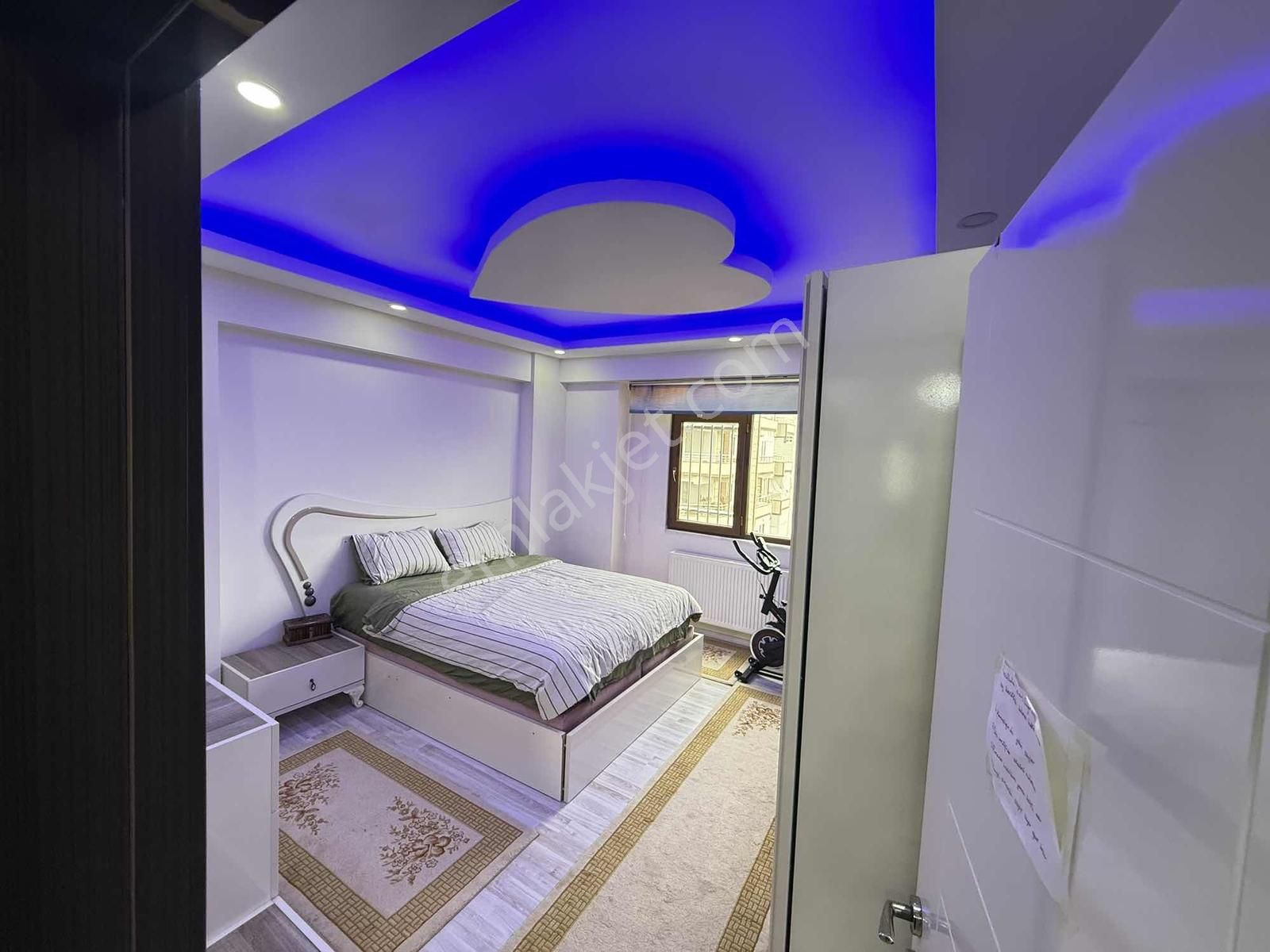 Güllübağ'da Cadde Üzeri 3+1 Arakat - Görsel 16