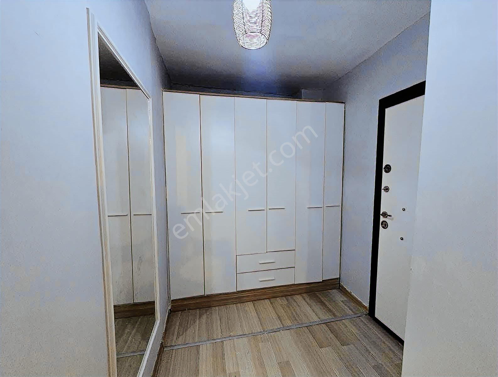 Tuğra'dan Reşadiye Mahallesinde Ara Kat Masrafsız Satılık Daire - Görsel 3