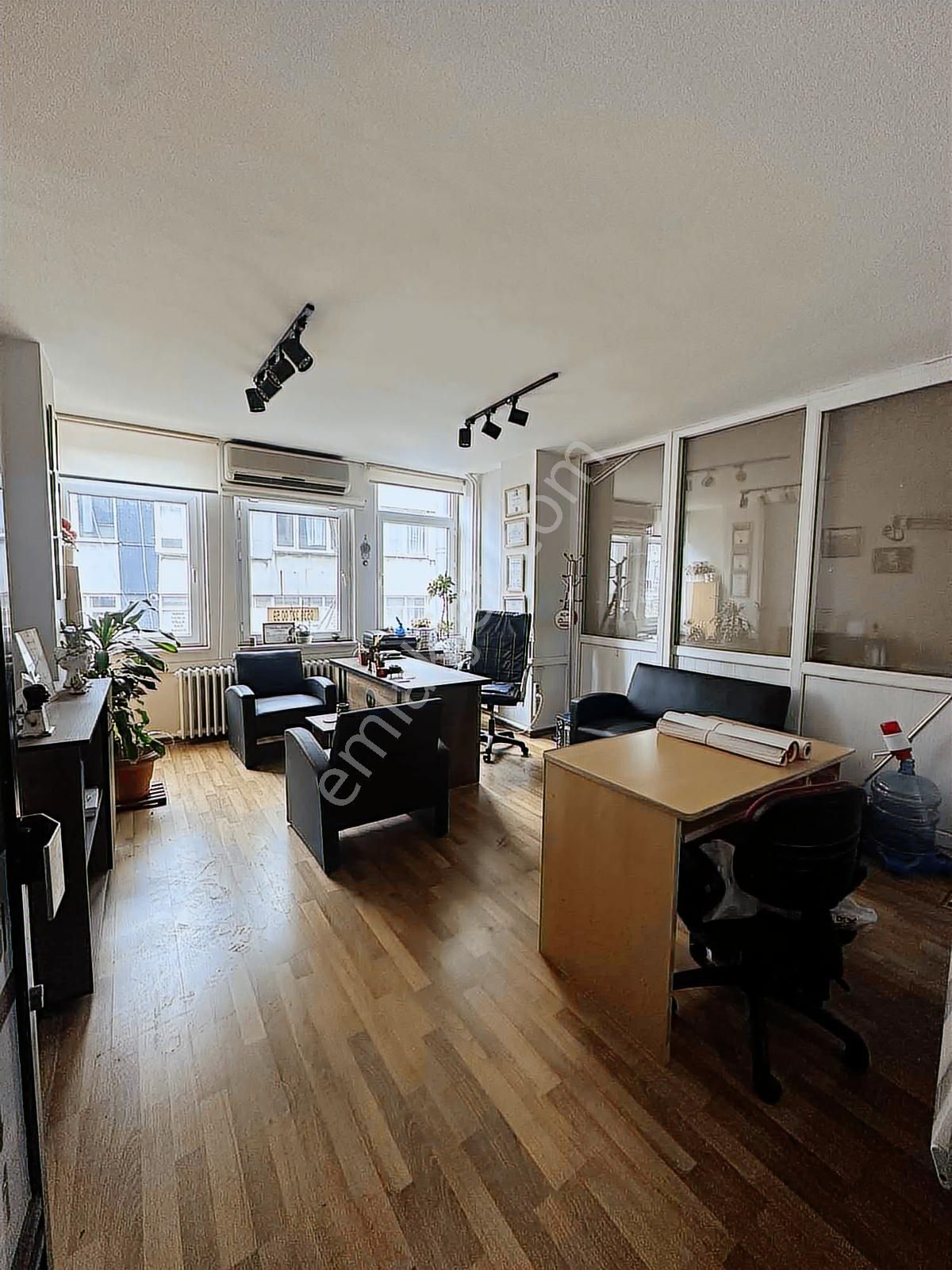 Belediye Merkezinde 2adet Dükkan Büro - Görsel 7