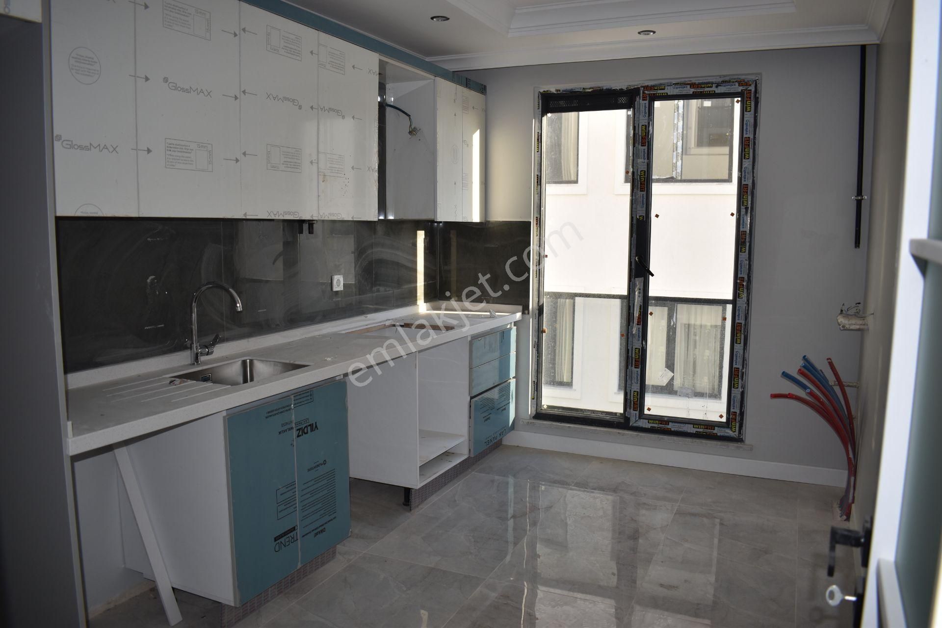 Büyükçekmece Atatürk Mah Ultra Lüks Sıfır Acil Satılık 3+1 Daire