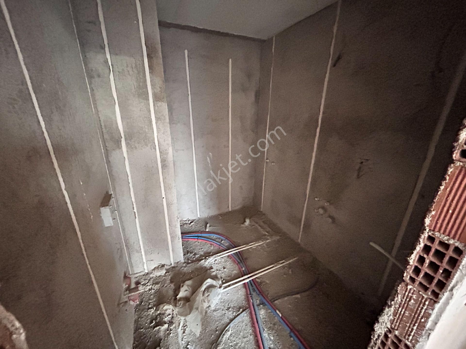 Seyrek’te Site İçerisinde Satılık Natamam Ara Kat Dubleks Daire - Görsel 12