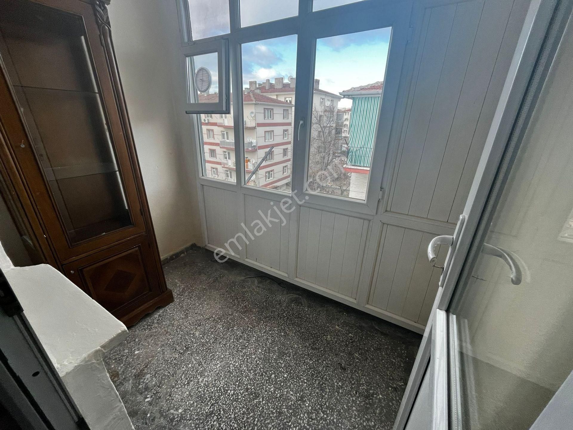 Sincan Mareşal Çakmak Mh.de 3+1 Satılık Daire - Görsel 24