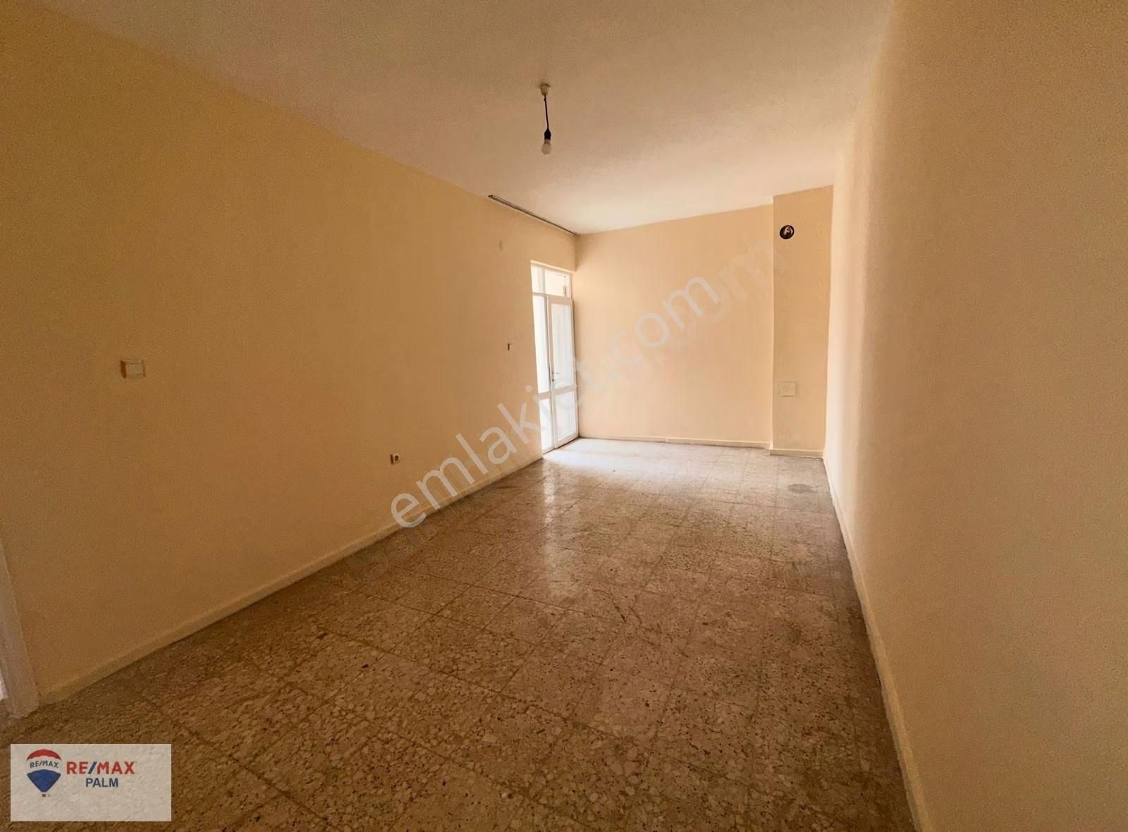 Remax Palm'den Merkezi Konumda Kiralık 3+1 Daire - Görsel 7