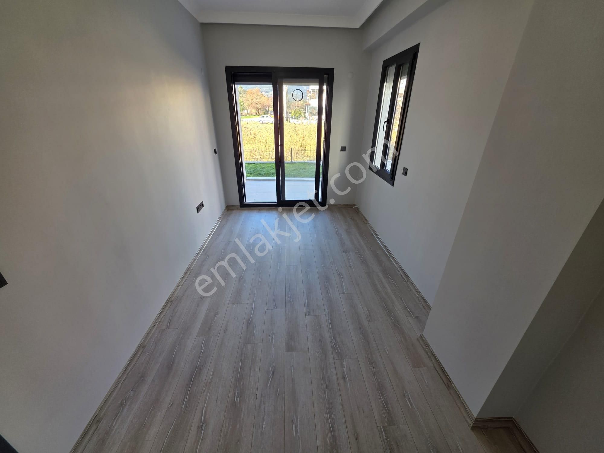 Irmaksudan Akçay Da Bahçe Kullanımlı 2+1 Mustakil Tadında Daire - Görsel 5