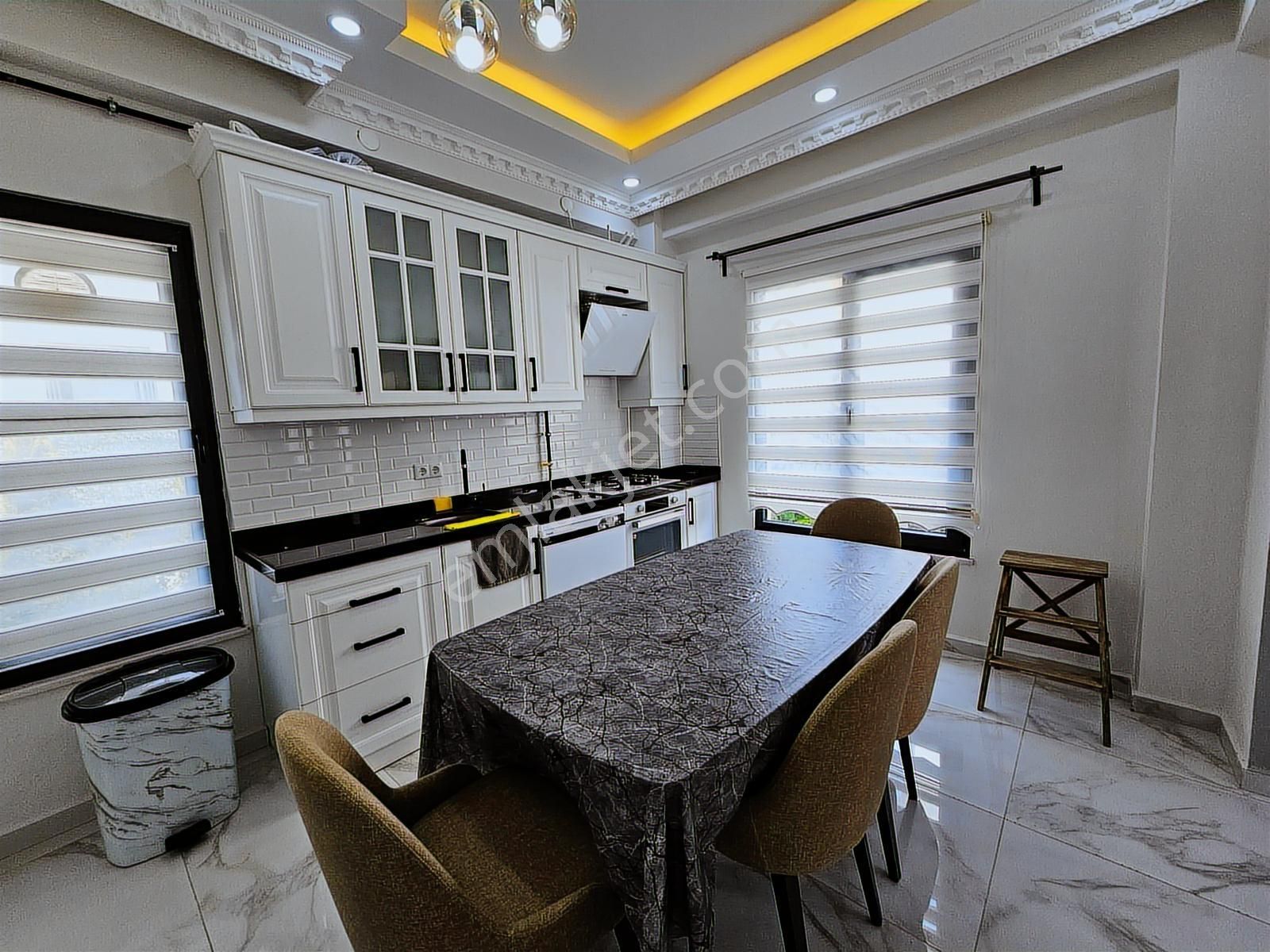 3+2 Müstakil Havuzlu ,tüm Odalarda Ebevyn Banyolu Villa - Görsel 6