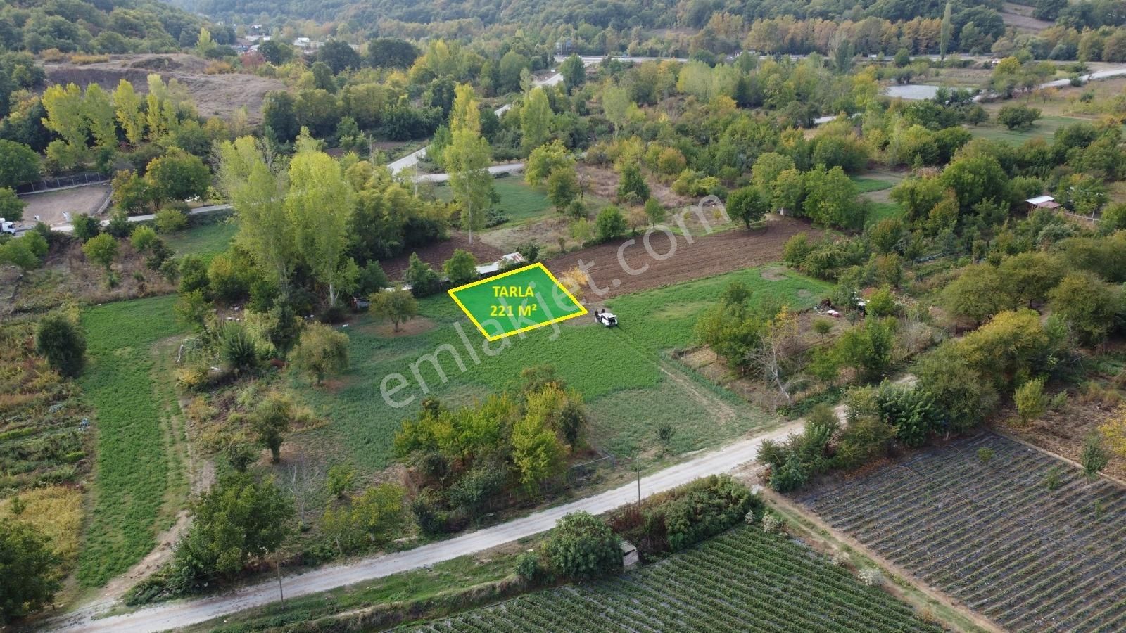 Ulucan'dan İnegöl Kınık'da Satılık Hobi Bahçesi