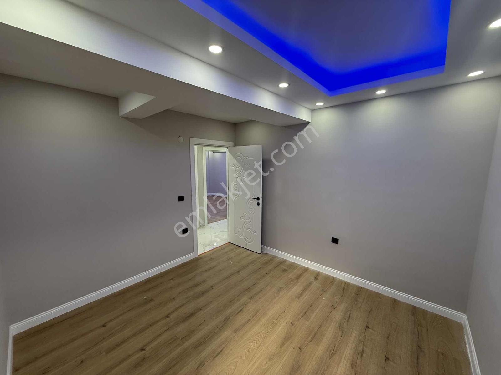 Atakent Mah. Mükemmel Konumda Satılık 3+1 Giriş Kat Daire - Görsel 11