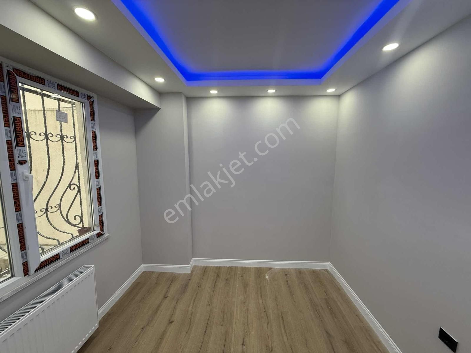 Atakent Mah. Mükemmel Konumda Satılık 3+1 Giriş Kat Daire - Görsel 3