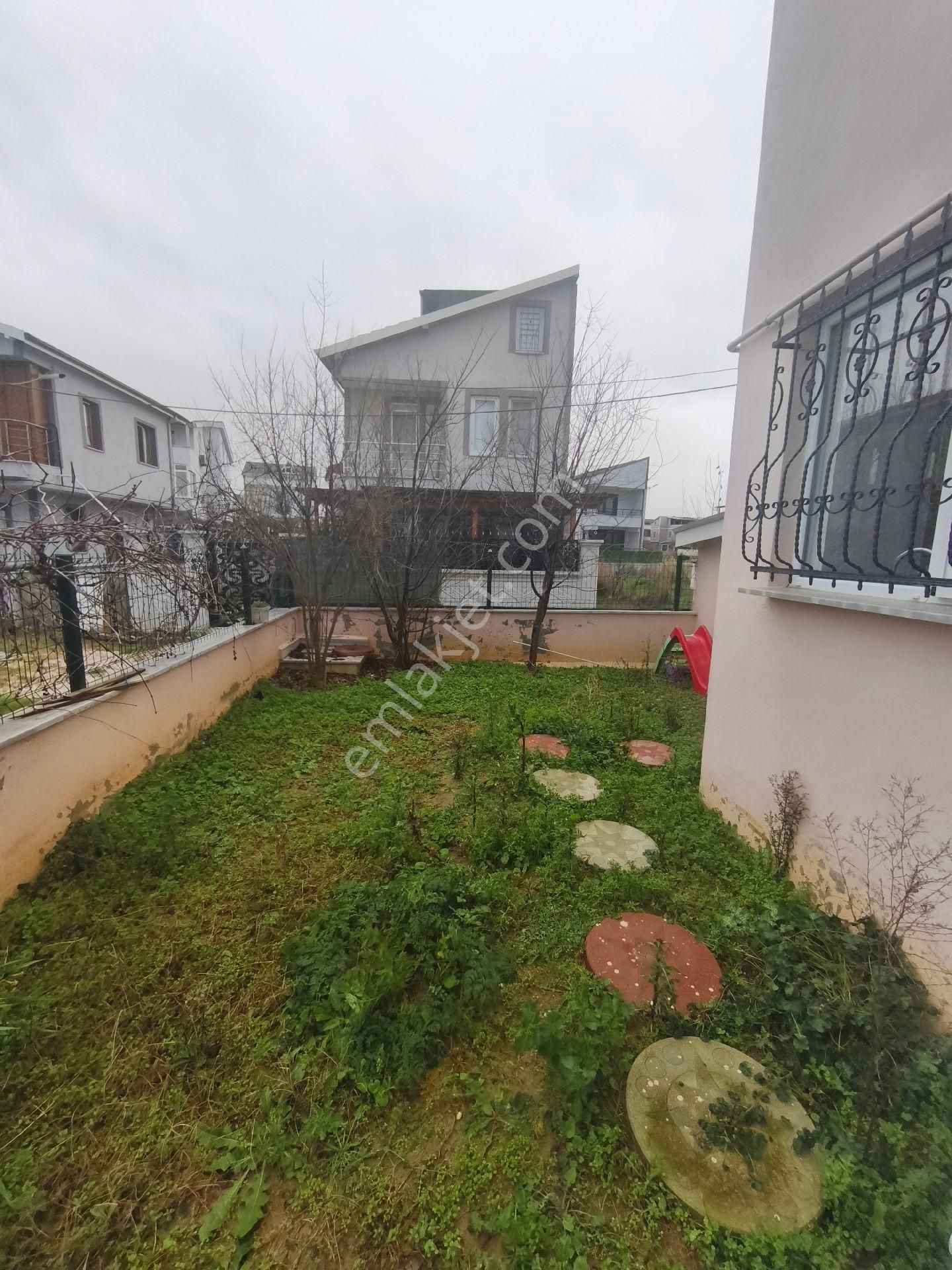 Kiralık Merkezi Yerde Villa - Görsel 15