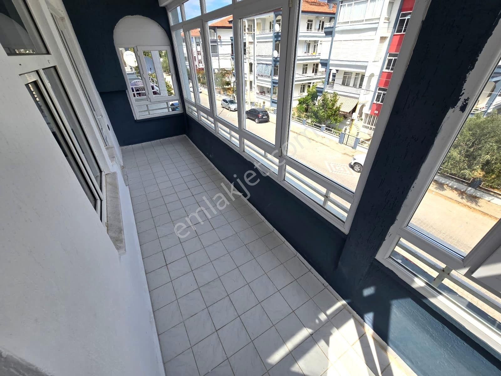 ▄jet'ten Altınkum'da Arakat Ön Cephe Havuzlu Site İçerisinde 3+1 - Görsel 23