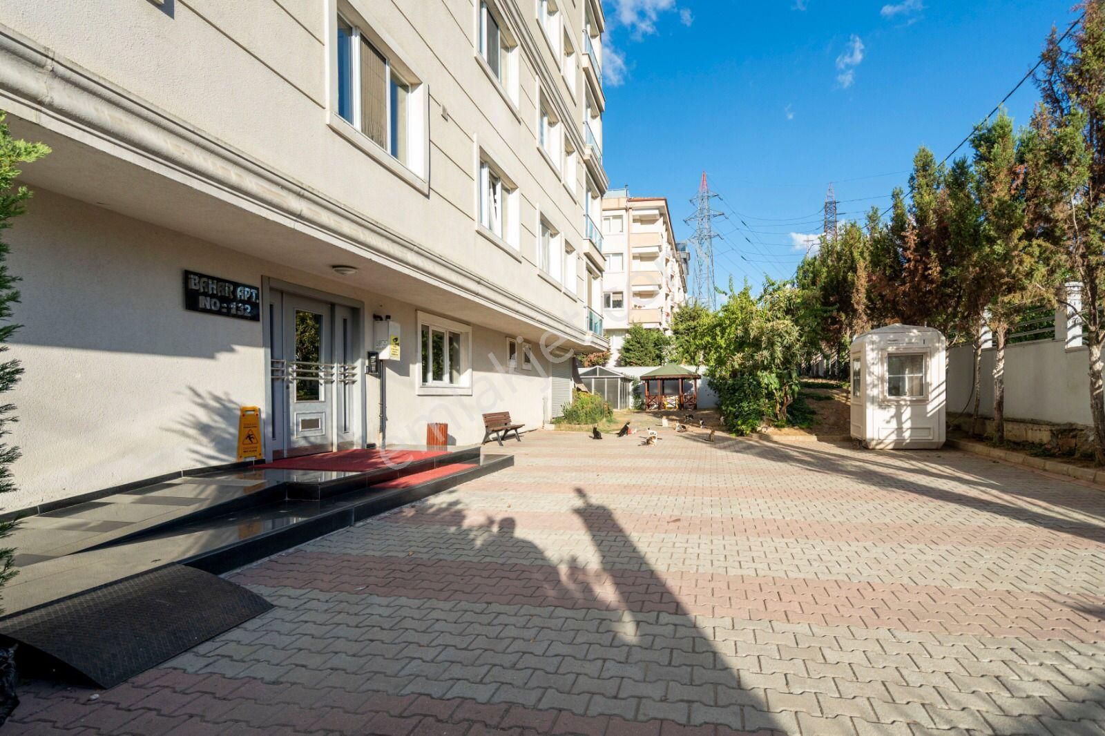 Naturel Emlaktan Ümraniye Site Mahallesin De 2+1 Geniş Daire - Görsel 11