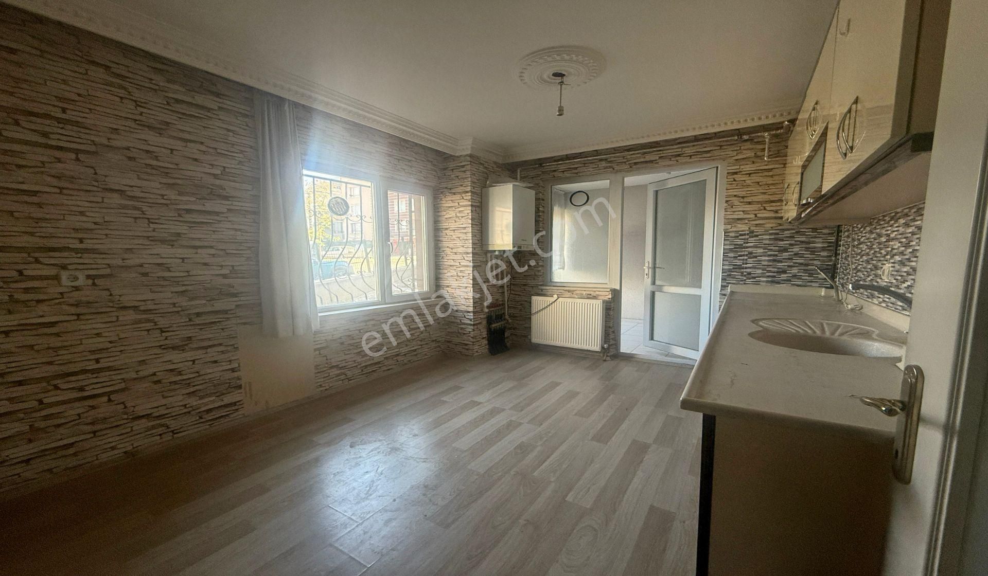 Yayla Üniversite Yanı Giriş Kat Konumunda Masrafsız Asansörlü - Görsel 2