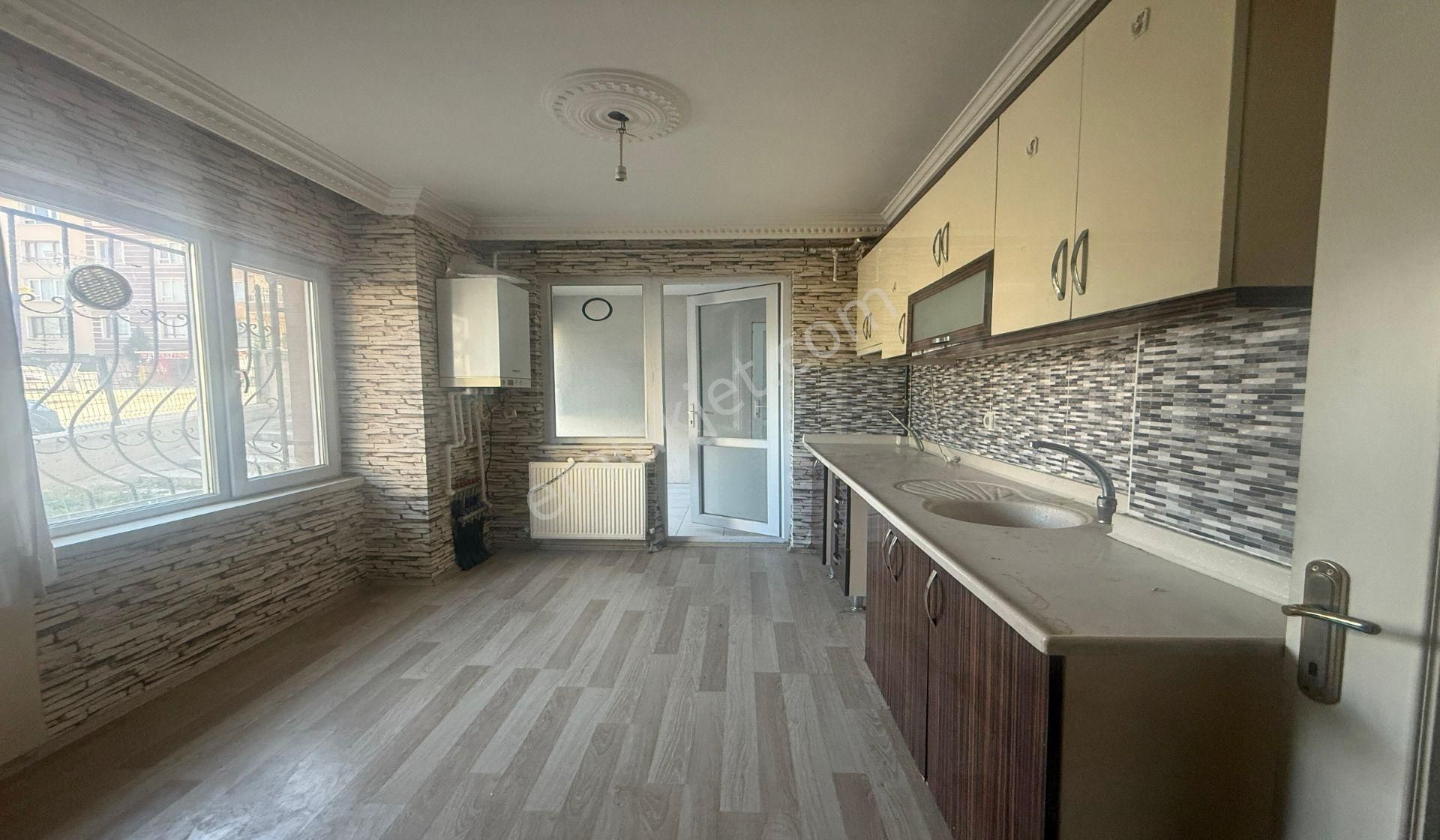 Yayla Üniversite Yanı Giriş Kat Konumunda Masrafsız Asansörlü - Görsel 3