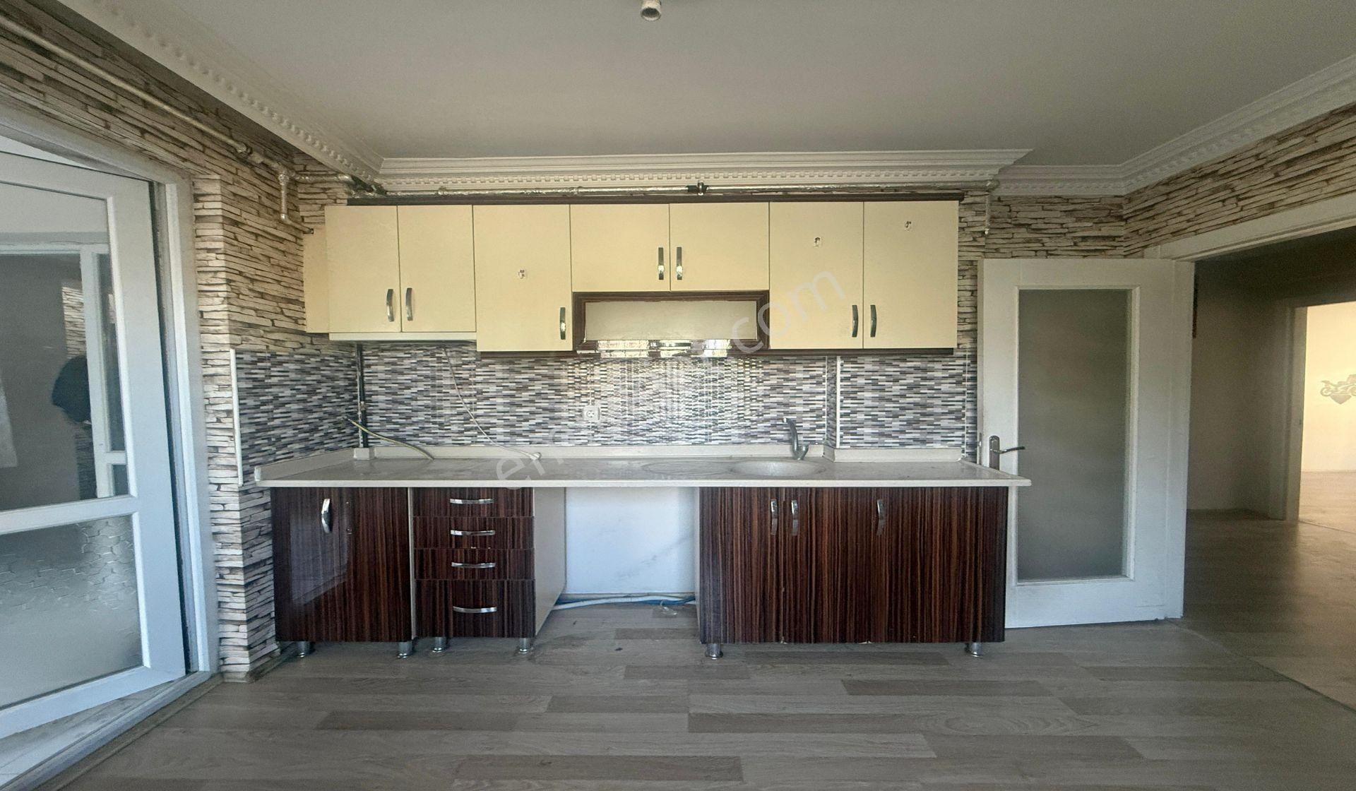 Yayla Üniversite Yanı Giriş Kat Konumunda Masrafsız Asansörlü - Görsel 4