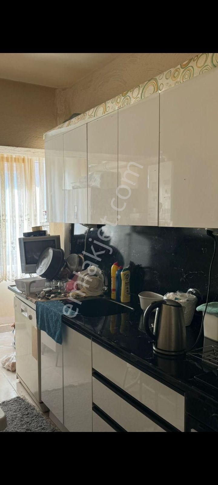 Ertuğrulgazi Mah.acil Kiracılı Satılık 110 M2 3+1 - Görsel 4