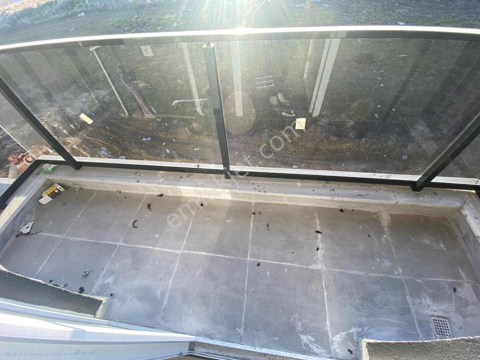 Tuğradan Rumelide Butik Sitede 1+1 Satılık Fırsat Daire - Görsel 5