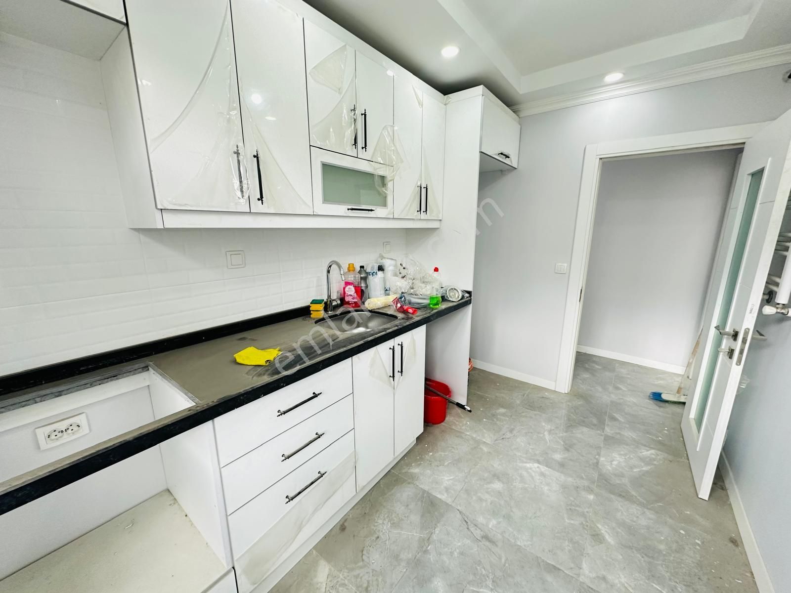 Has Seba'da Gültepe'de 3+1 120m2 Sıfır Asansörlü Teraslı Dubleks - Görsel 12