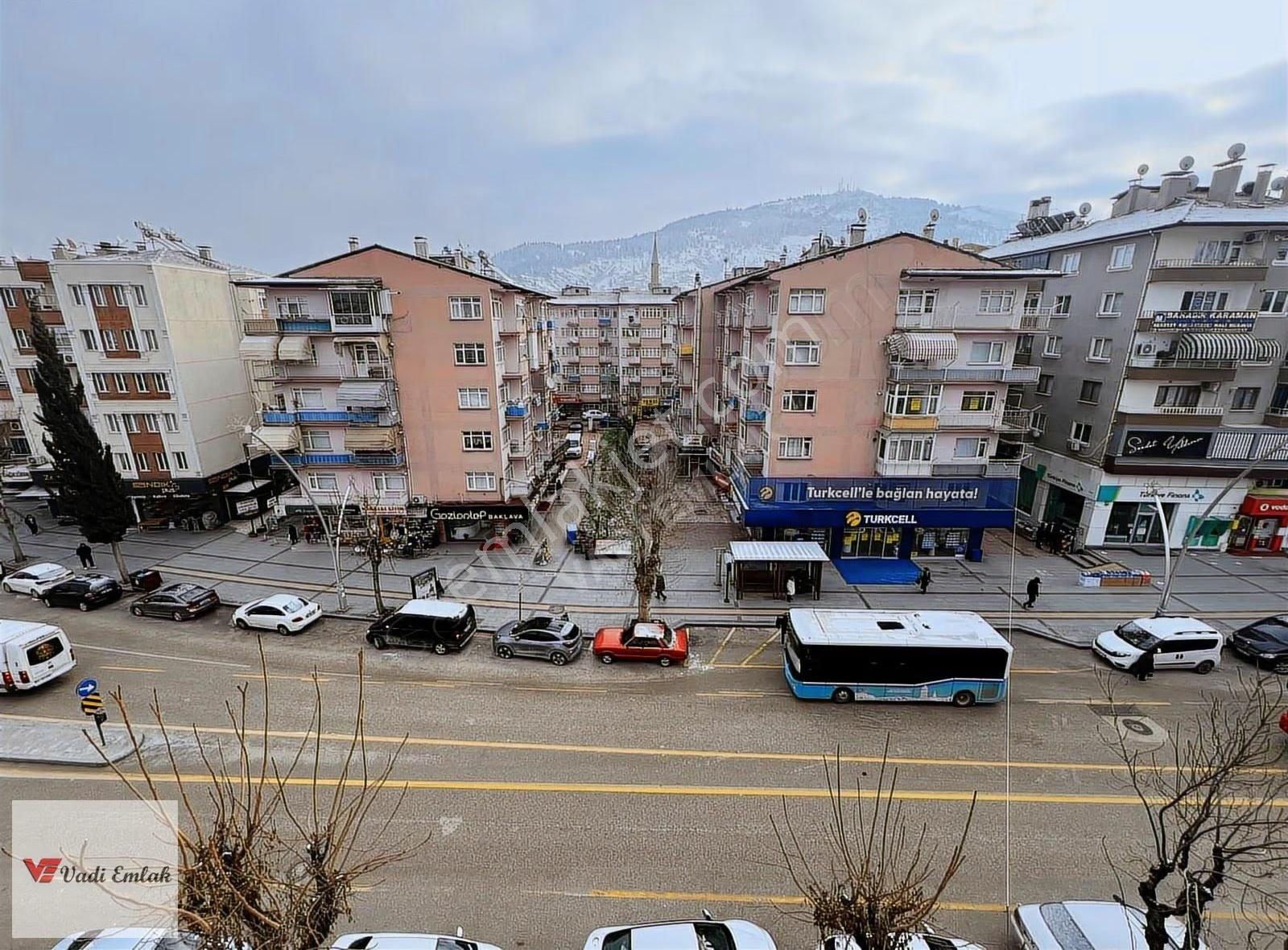 Yeşilırmak Mahallesinde Satılık 2+1 Daire | Vadi Emlak - Görsel 2