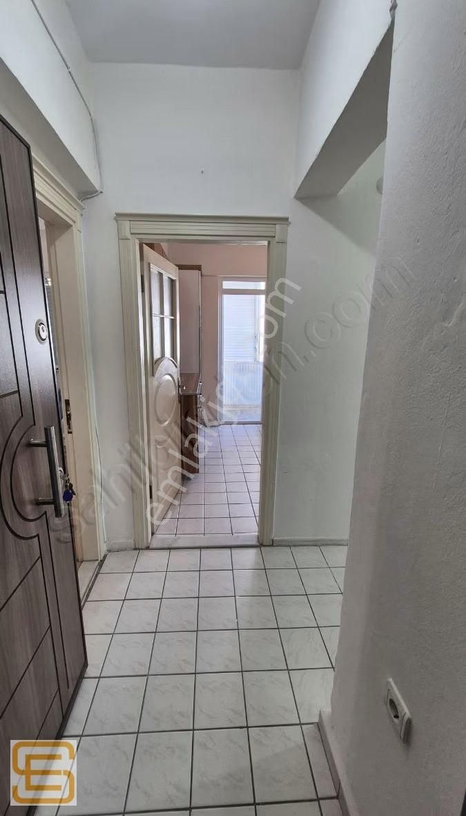 Ulus Mah. M.akif Cad. Üstü Geniş 2+1 Kiralık Daire - Görsel 2