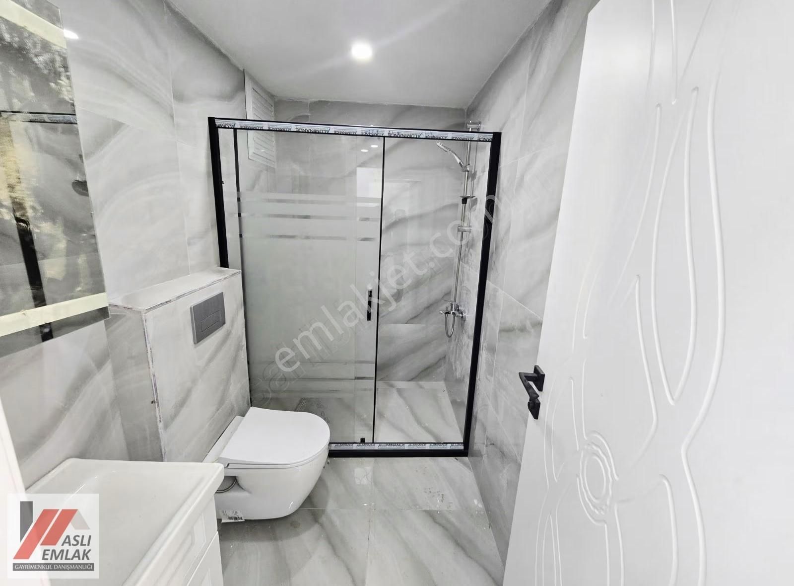 Aslı Emlaktan 75.yıl Mah. Satılık Sıfır 3+1 Daire