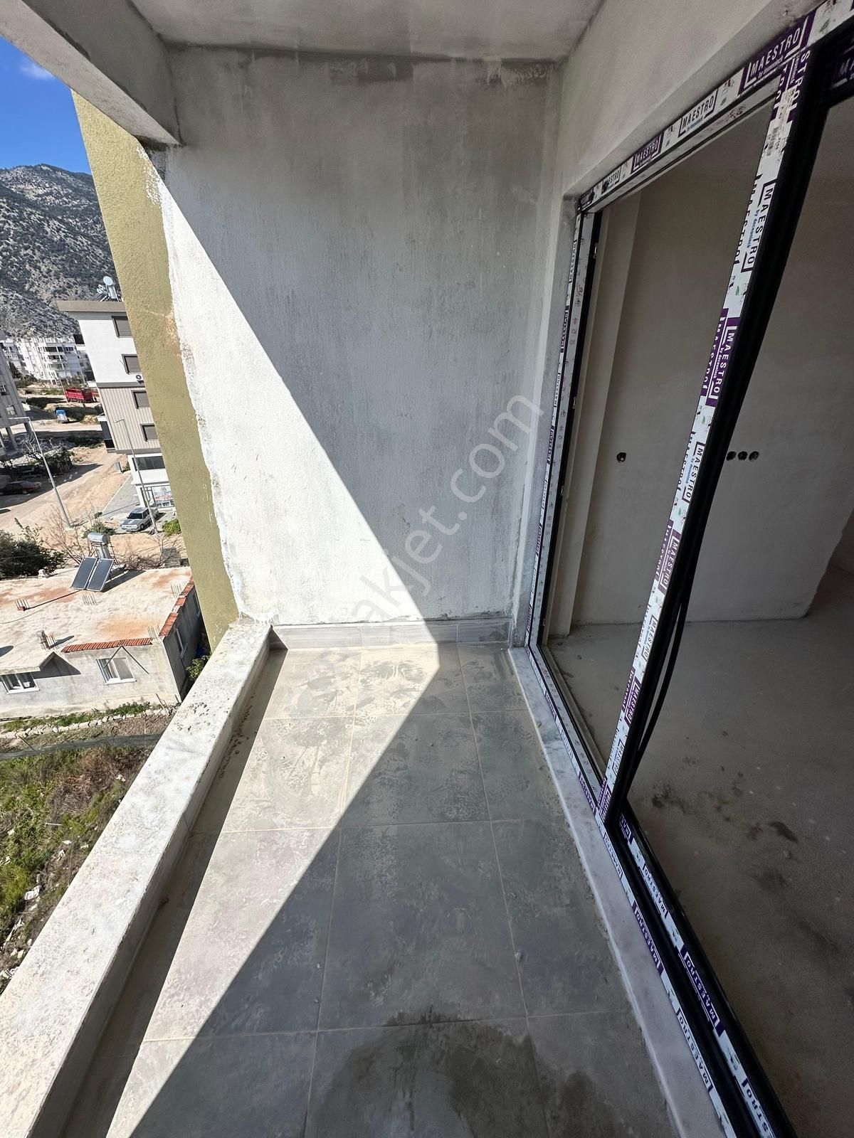 Gökhan Gökdemirden Emniyet Arkası 1+1 Lüks Satılık Daireler - Görsel 24