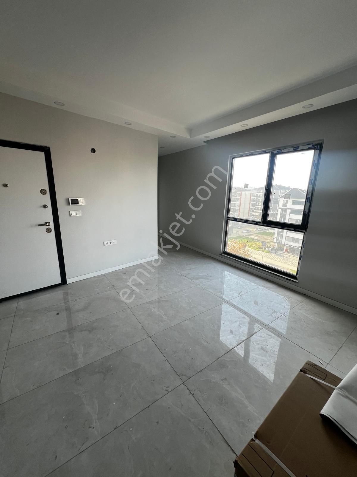 Korkmaz Gayrimenkulden Kaçırılmayacak Fırsat 1+1 Daire