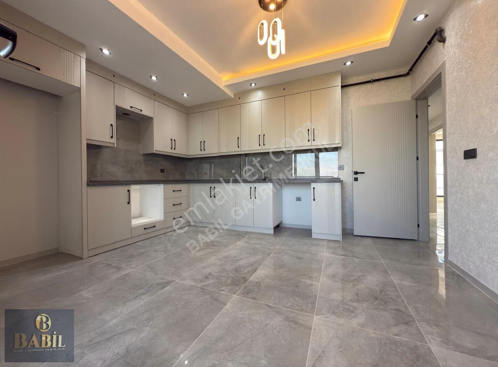 Babil Gayrimenkulden Ferhatlar Koleji Altında 3+1 Sıfır Daire