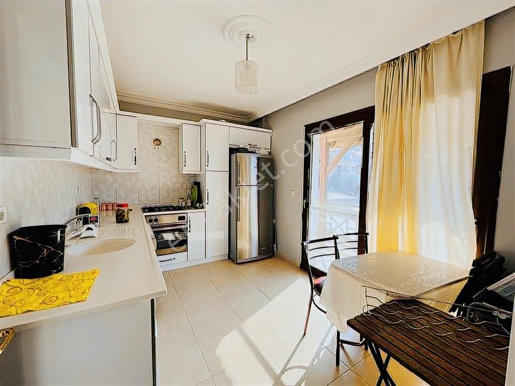 Akbükte Emsalsiz 2+1 Ayrı Mutfak Geniş Daire - Görsel 2