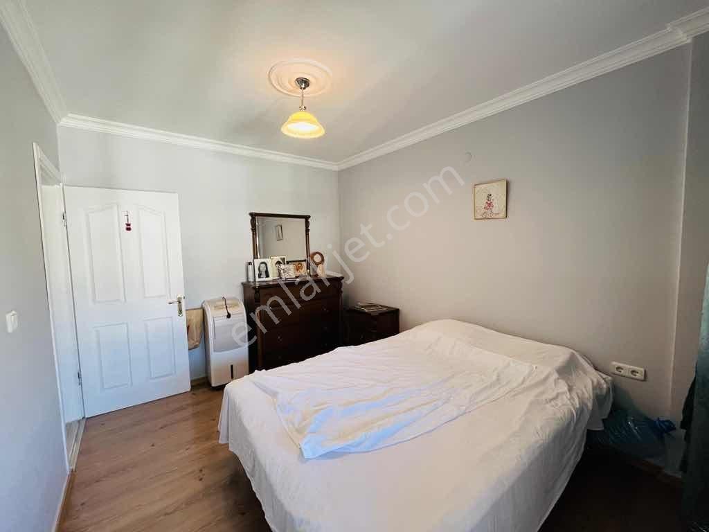 Akbükte Emsalsiz 2+1 Ayrı Mutfak Geniş Daire - Görsel 23