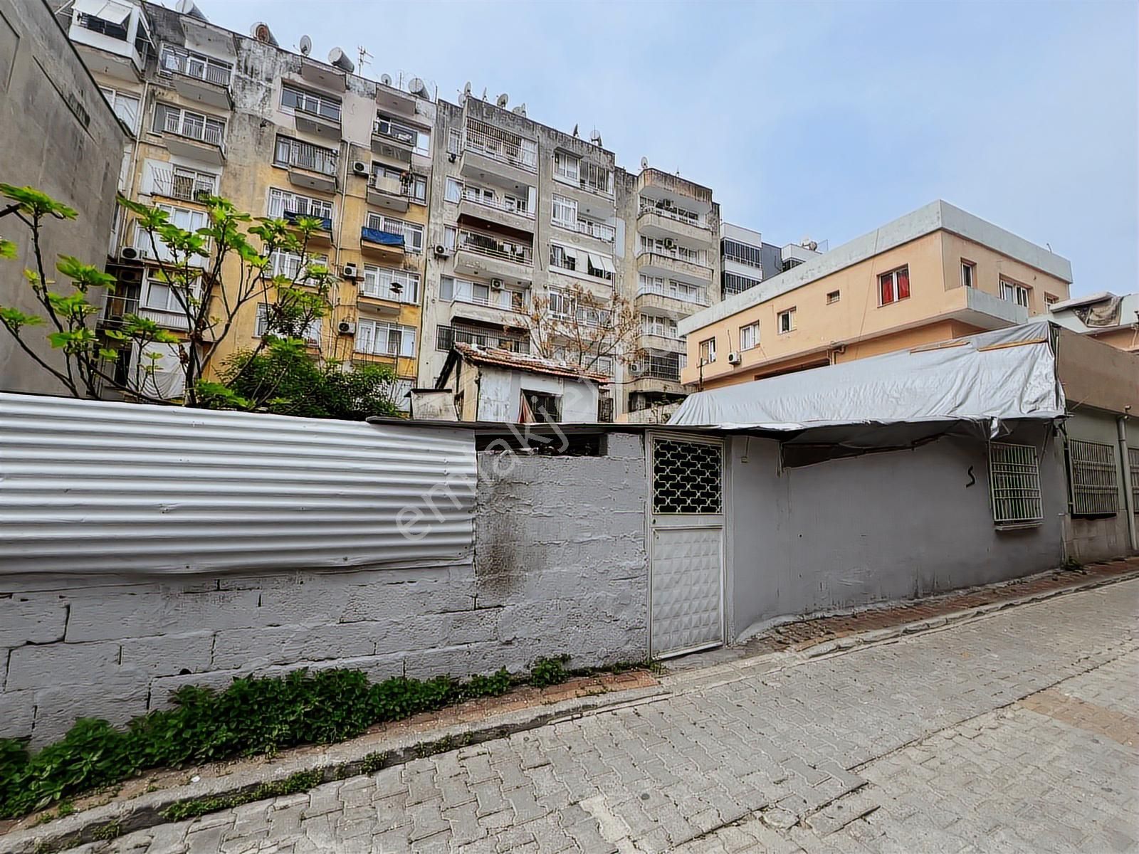 Mersin/akdeniz Çarşıda Merkezde İmarlı Arsa İçinde Müstakil Ev - Görsel 5
