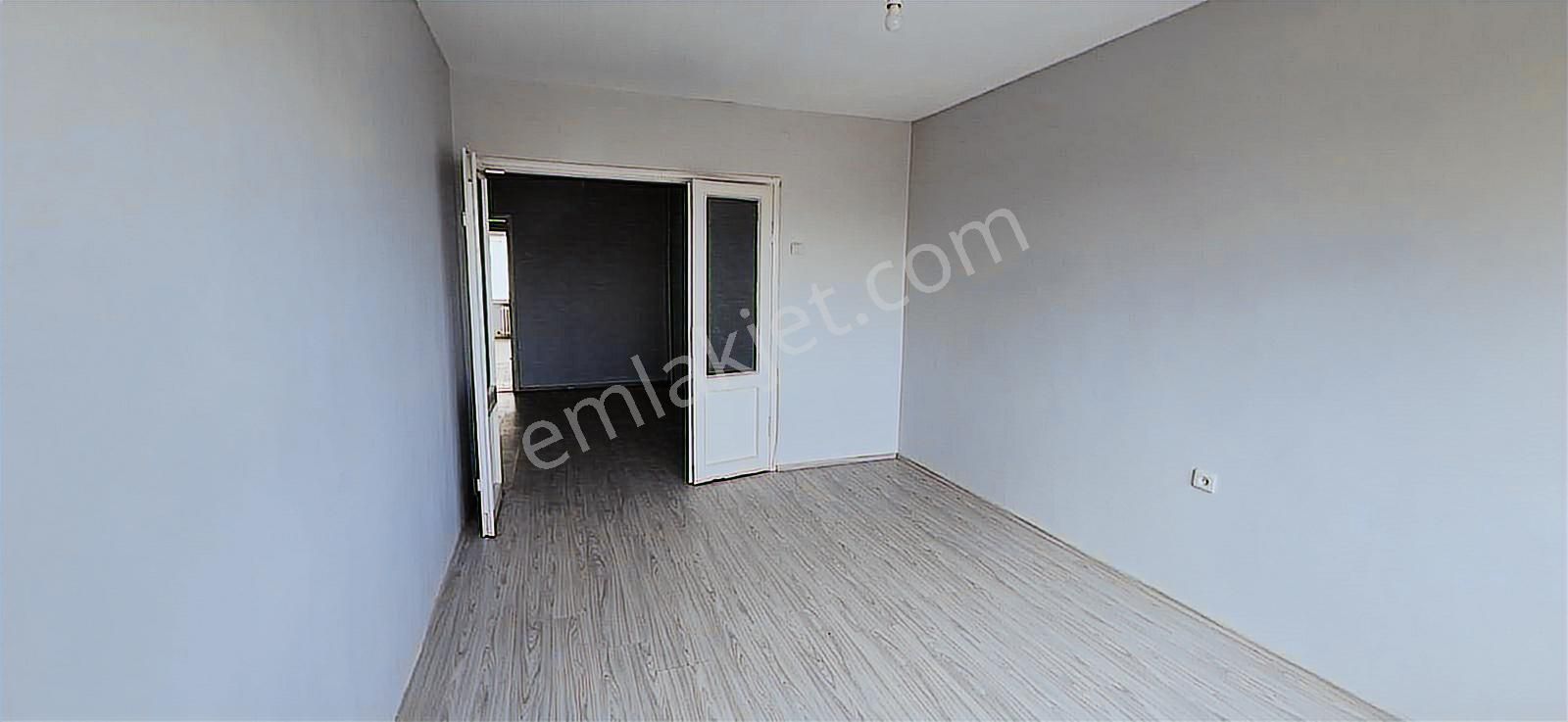 Cemal Emlak Bursa Yıldırım Namazgah Meydan Teraslı Bakımlı Manza - Görsel 13