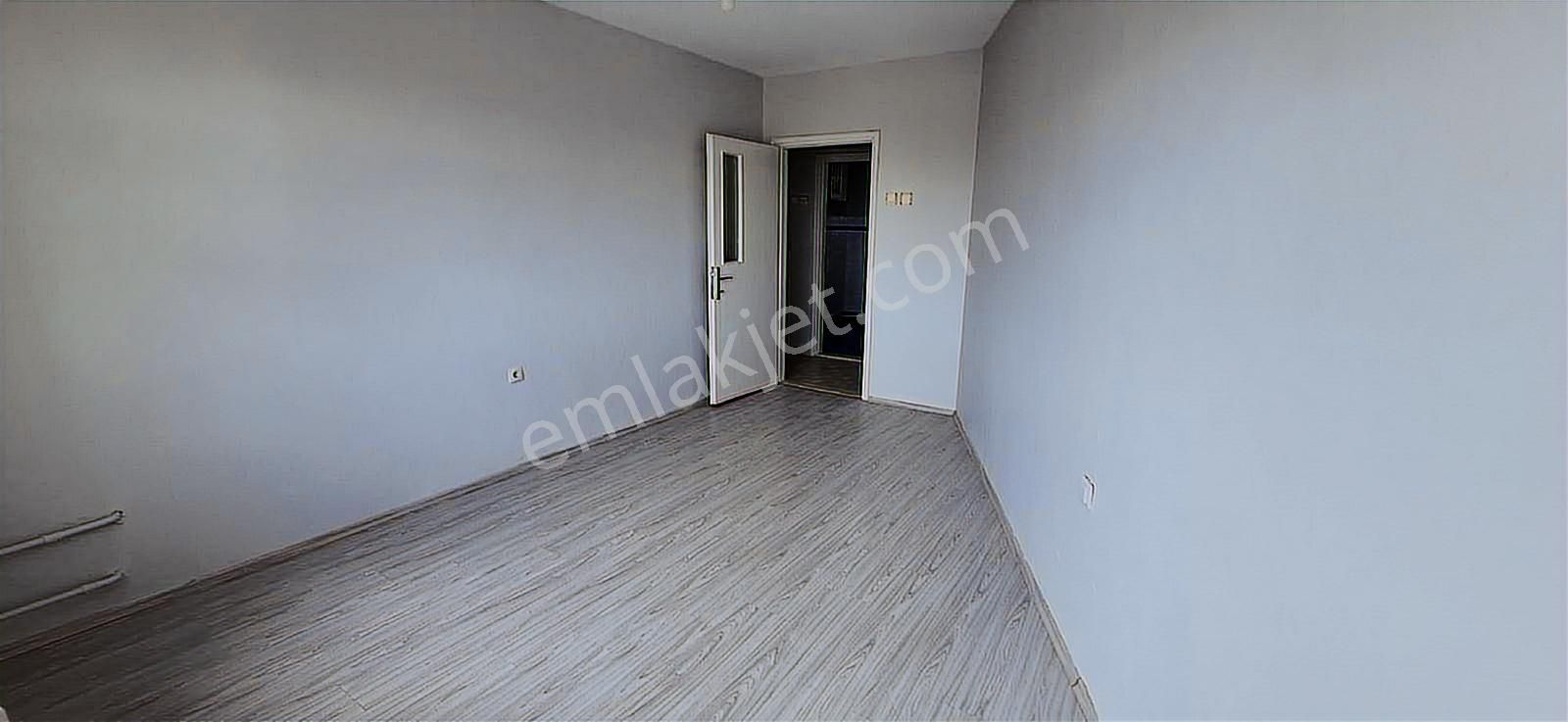 Cemal Emlak Bursa Yıldırım Namazgah Meydan Teraslı Bakımlı Manza - Görsel 30