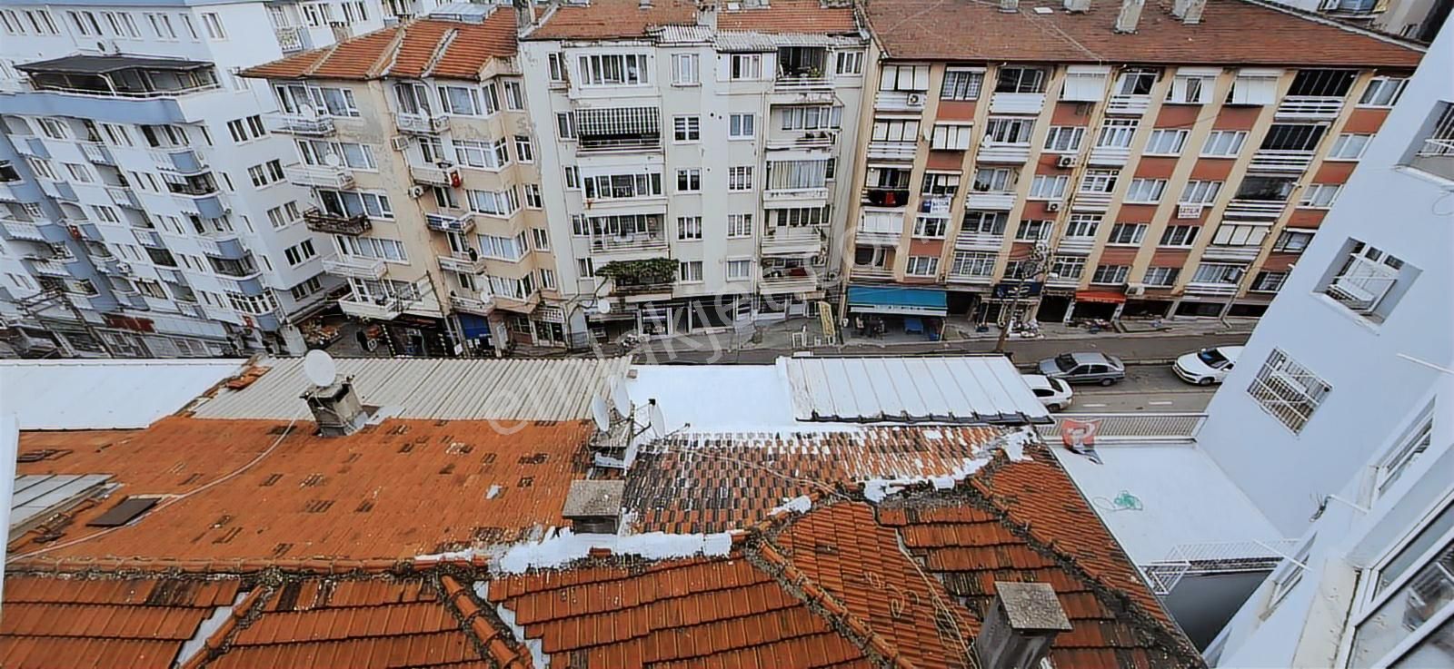 Cemal Emlak Bursa Yıldırım Namazgah Meydan Teraslı Bakımlı Manza - Görsel 9