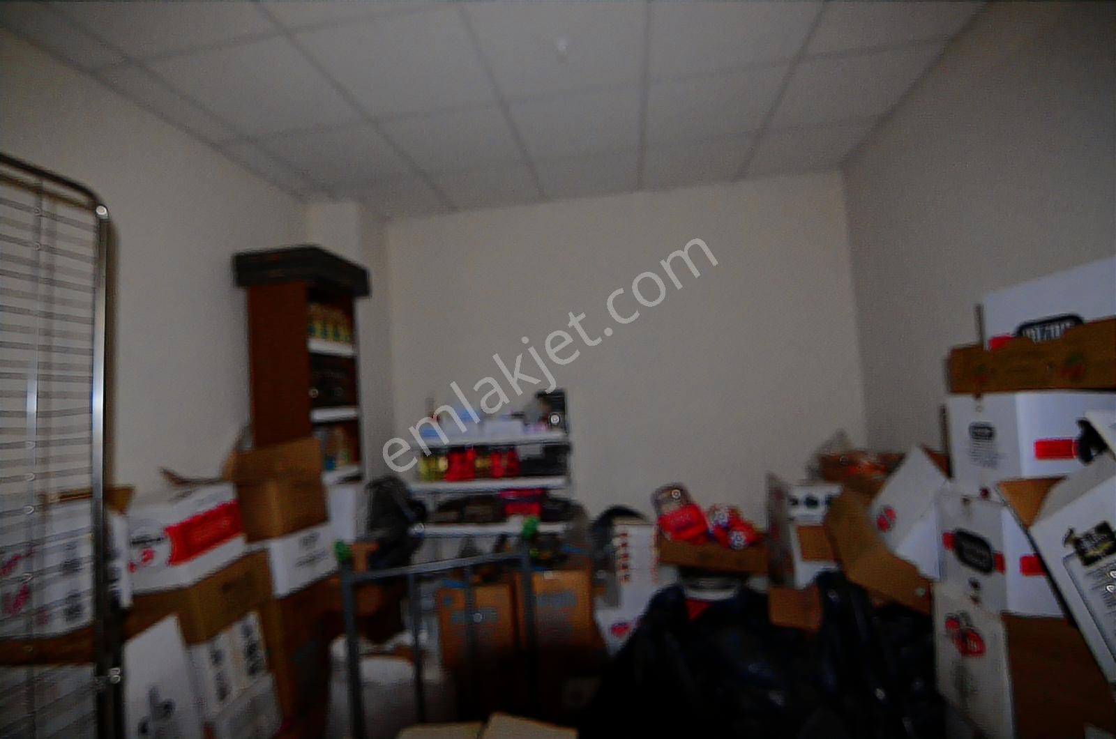 Talha Tozduman'dan Mevlana Karşısı Altın Çarşı'da 15m2 Kiracılı - Görsel 5