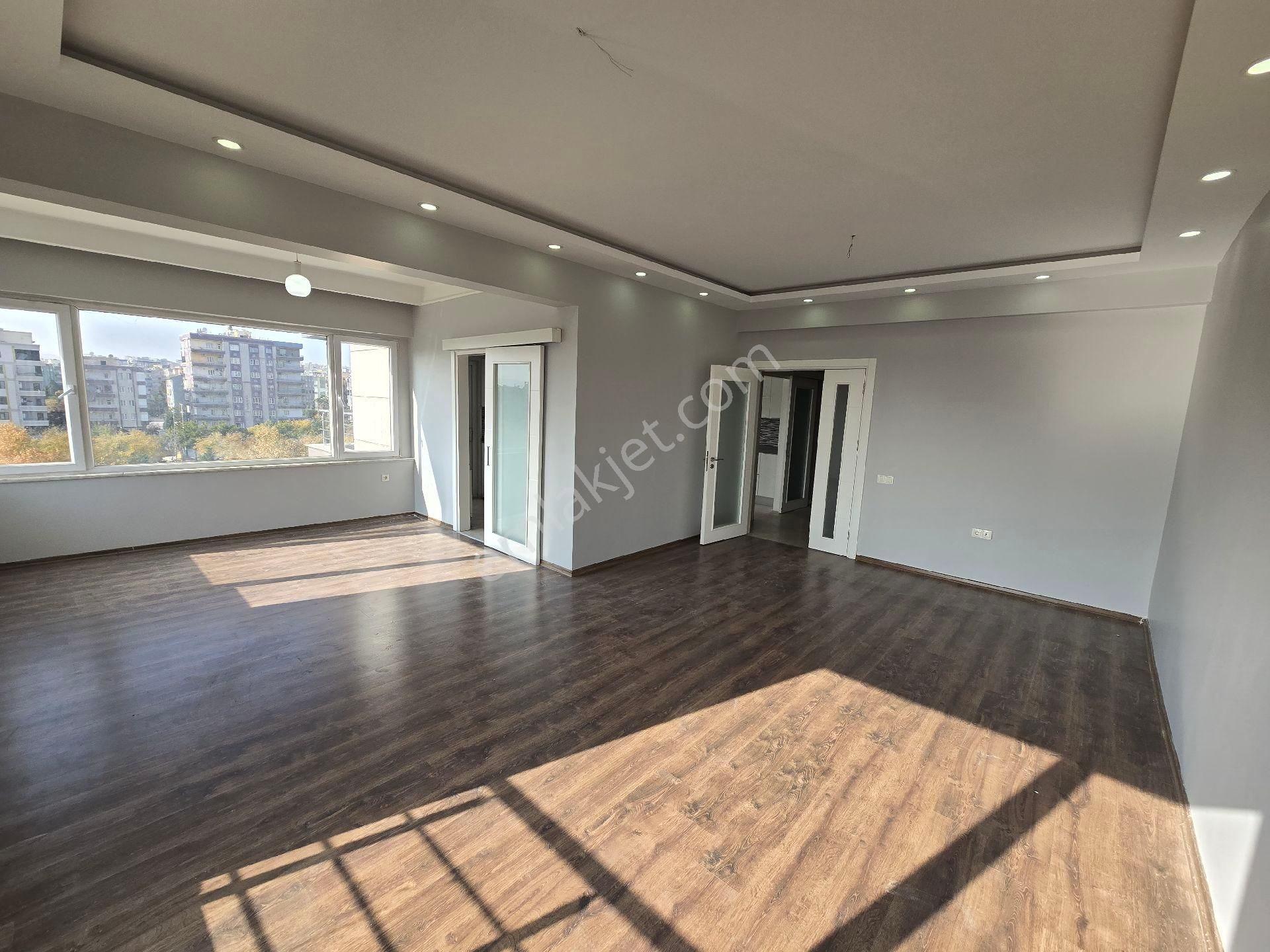 Tema Yeşil Vadi Evlerinde Kapalı Otopark,güvenlikli 4+1 Geniş Kiralık Daire - Görsel 7