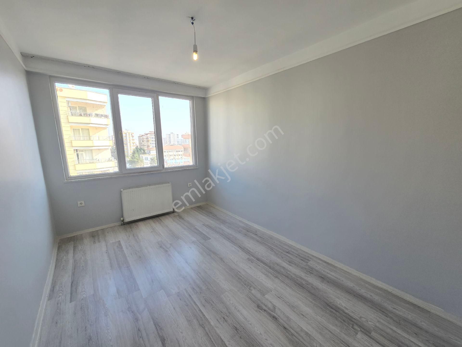 Tema Yeşil Vadi Evlerinde Kapalı Otopark,güvenlikli 4+1 Geniş Kiralık Daire - Görsel 16