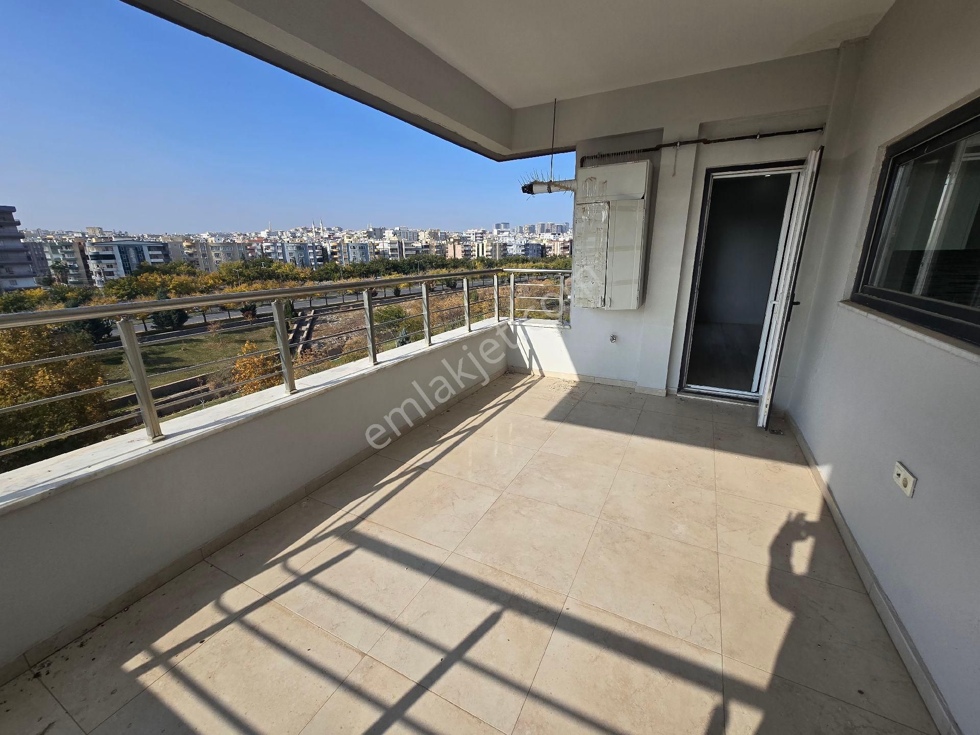 Tema Yeşil Vadi Evlerinde Kapalı Otopark,güvenlikli 4+1 Geniş Kiralık Daire - Görsel 26