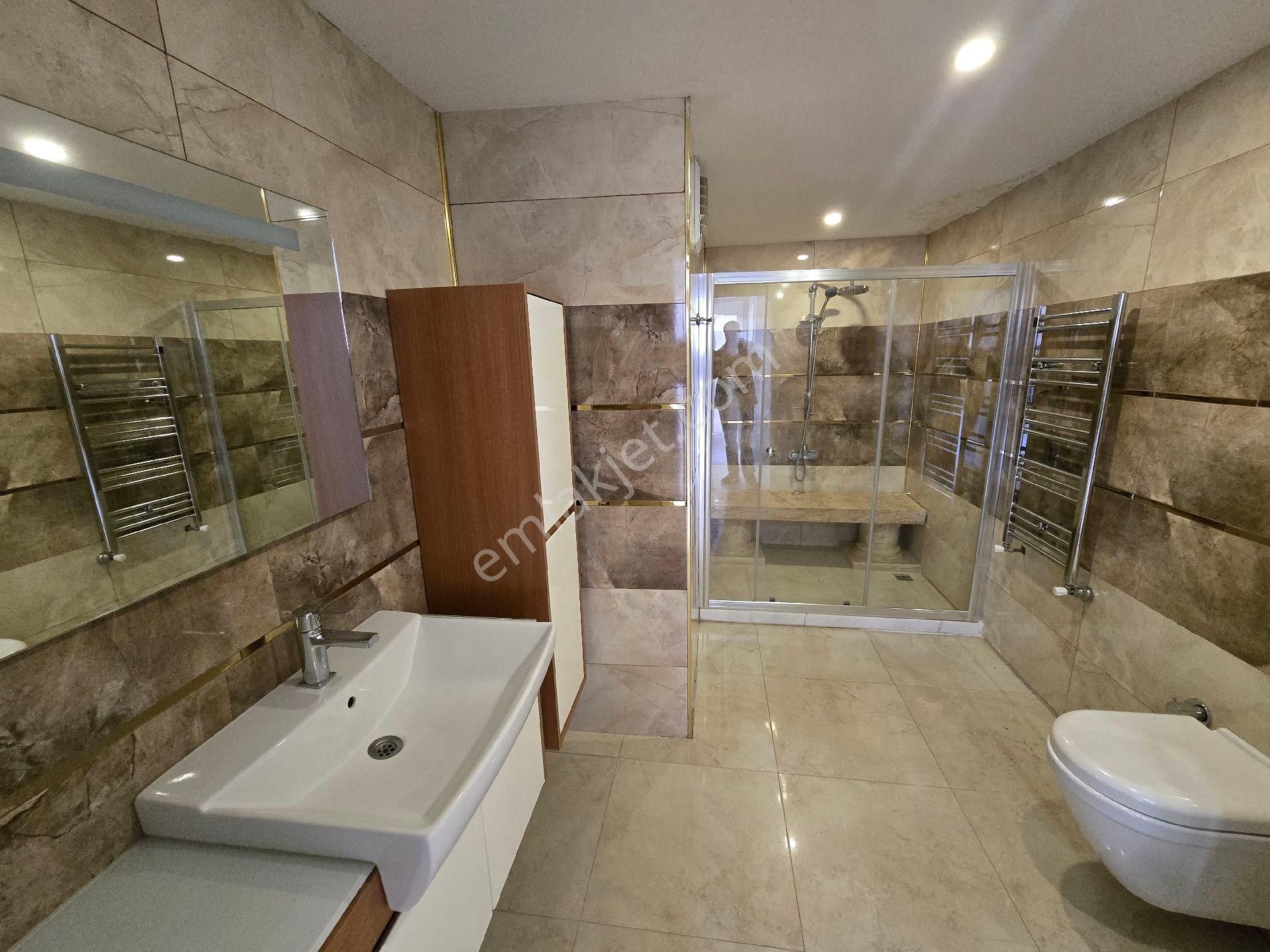 Tema Yeşil Vadi Evlerinde Kapalı Otopark,güvenlikli 4+1 Geniş Kiralık Daire - Görsel 20