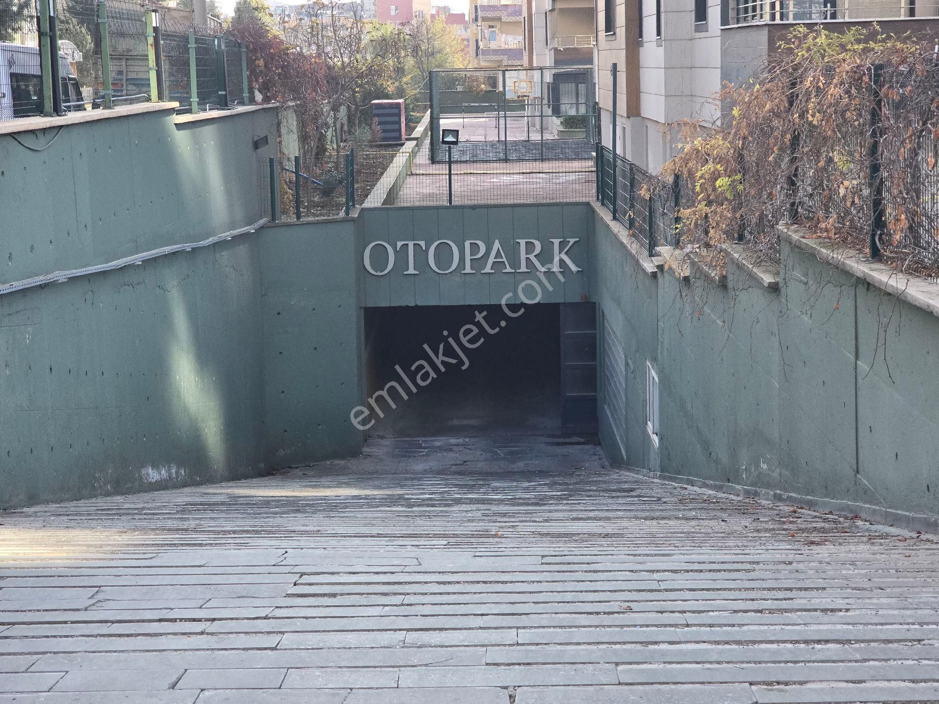 Tema Yeşil Vadi Evlerinde Kapalı Otopark,güvenlikli 4+1 Geniş Kiralık Daire - Görsel 34