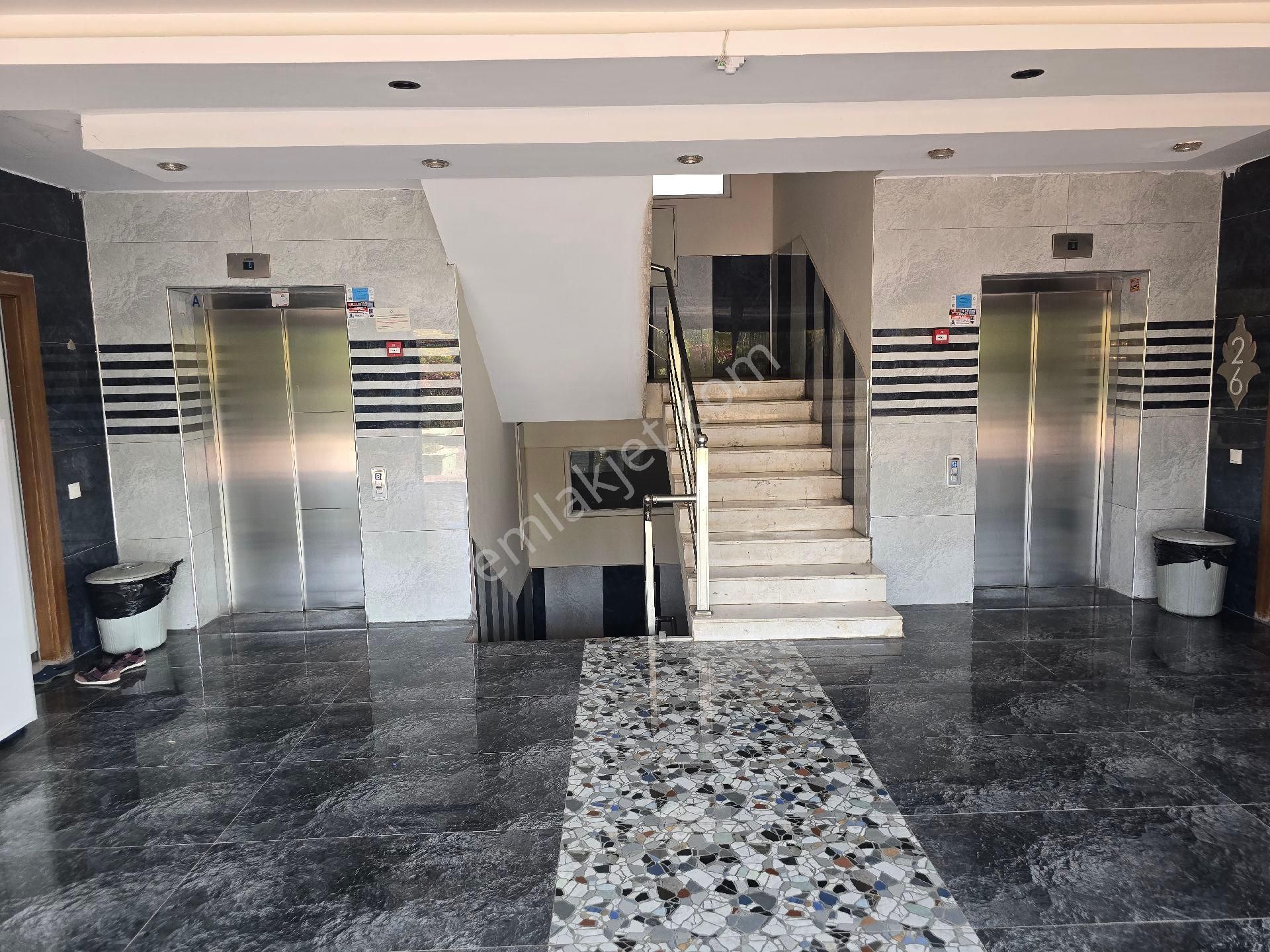 Tema Yeşil Vadi Evlerinde Kapalı Otopark,güvenlikli 4+1 Geniş Kiralık Daire - Görsel 29